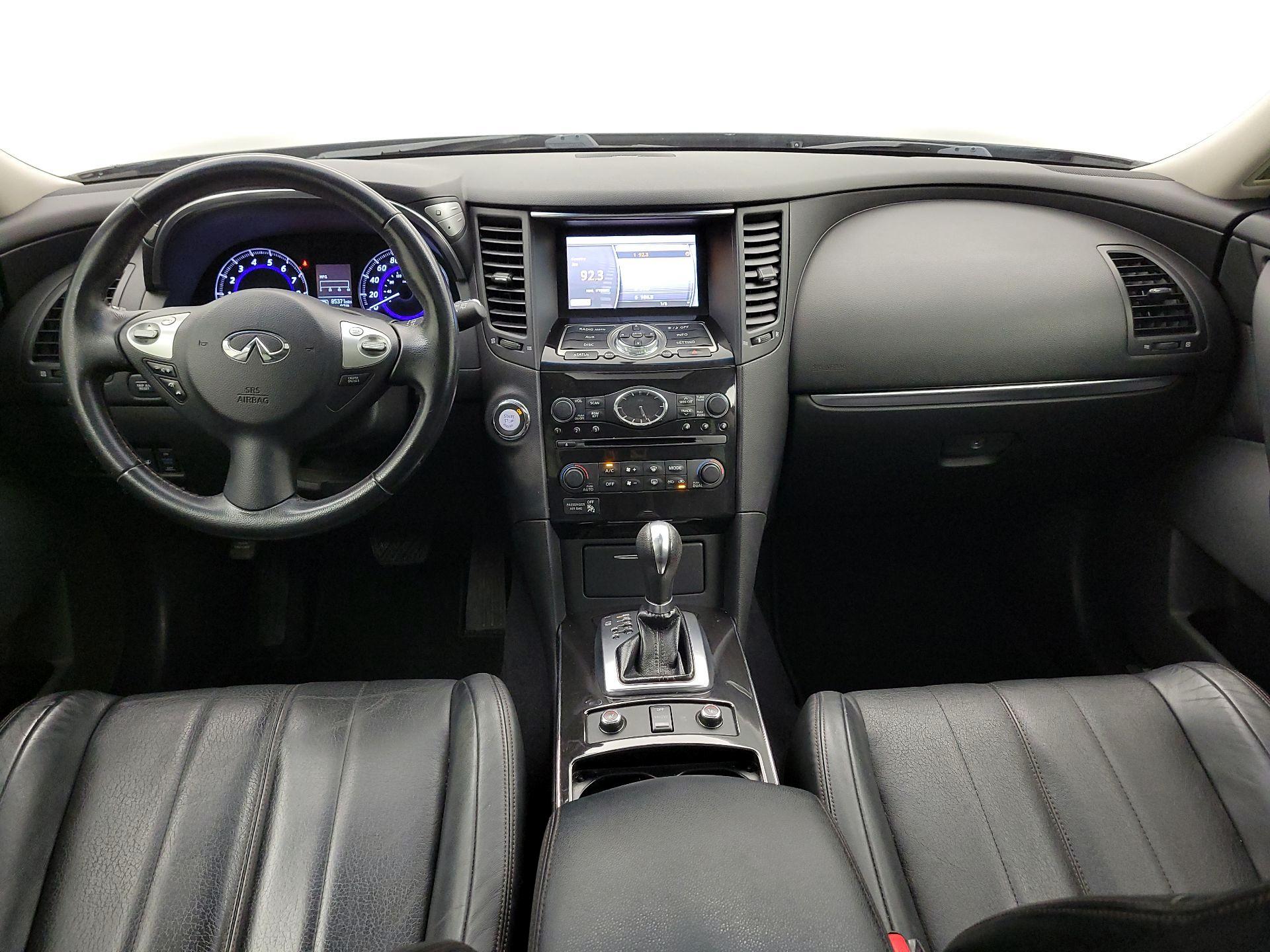 Thumbnail: 2016 INFINITI QX70 - 9