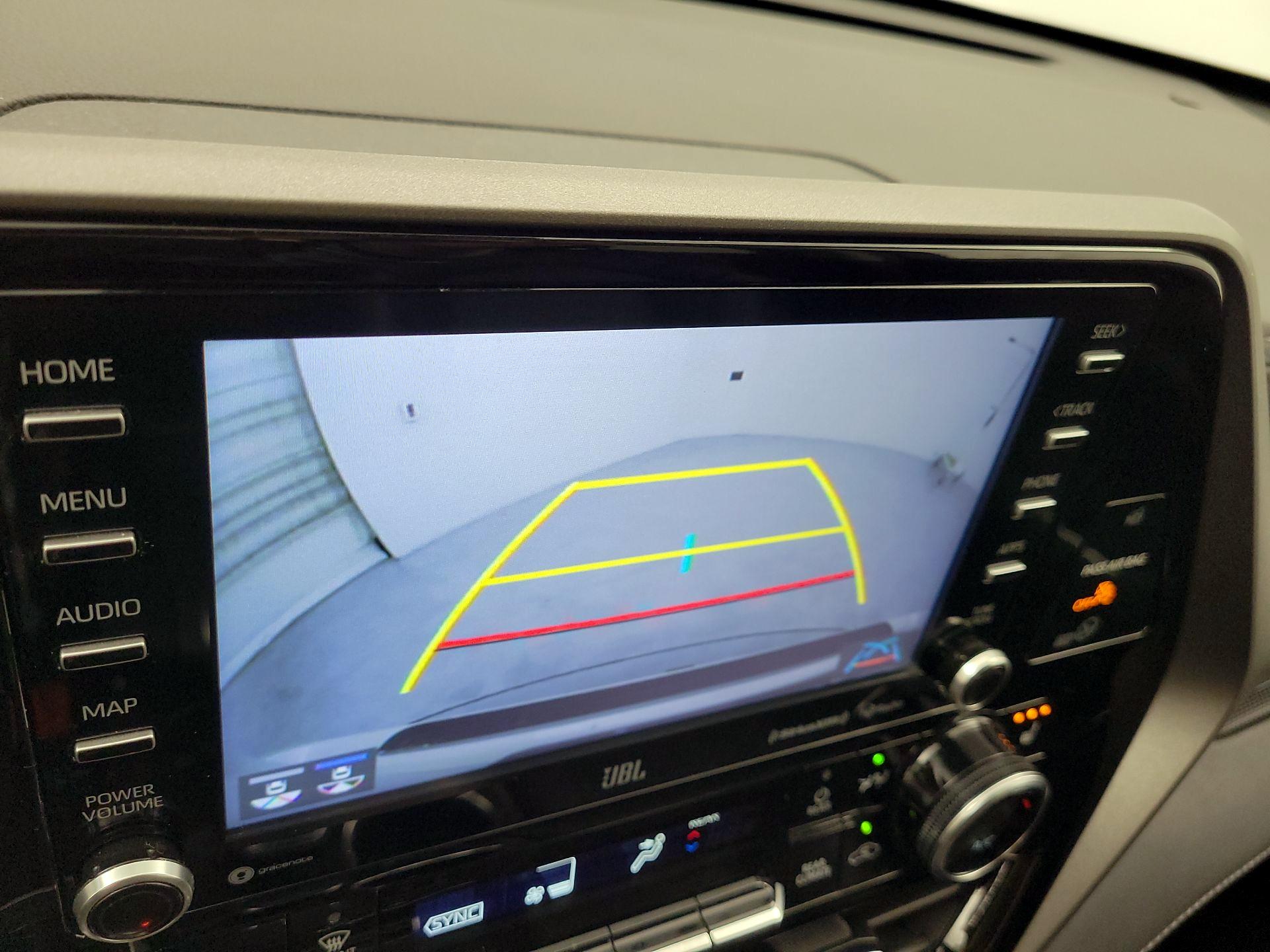 Thumbnail: 2020 Toyota Highlander - 15