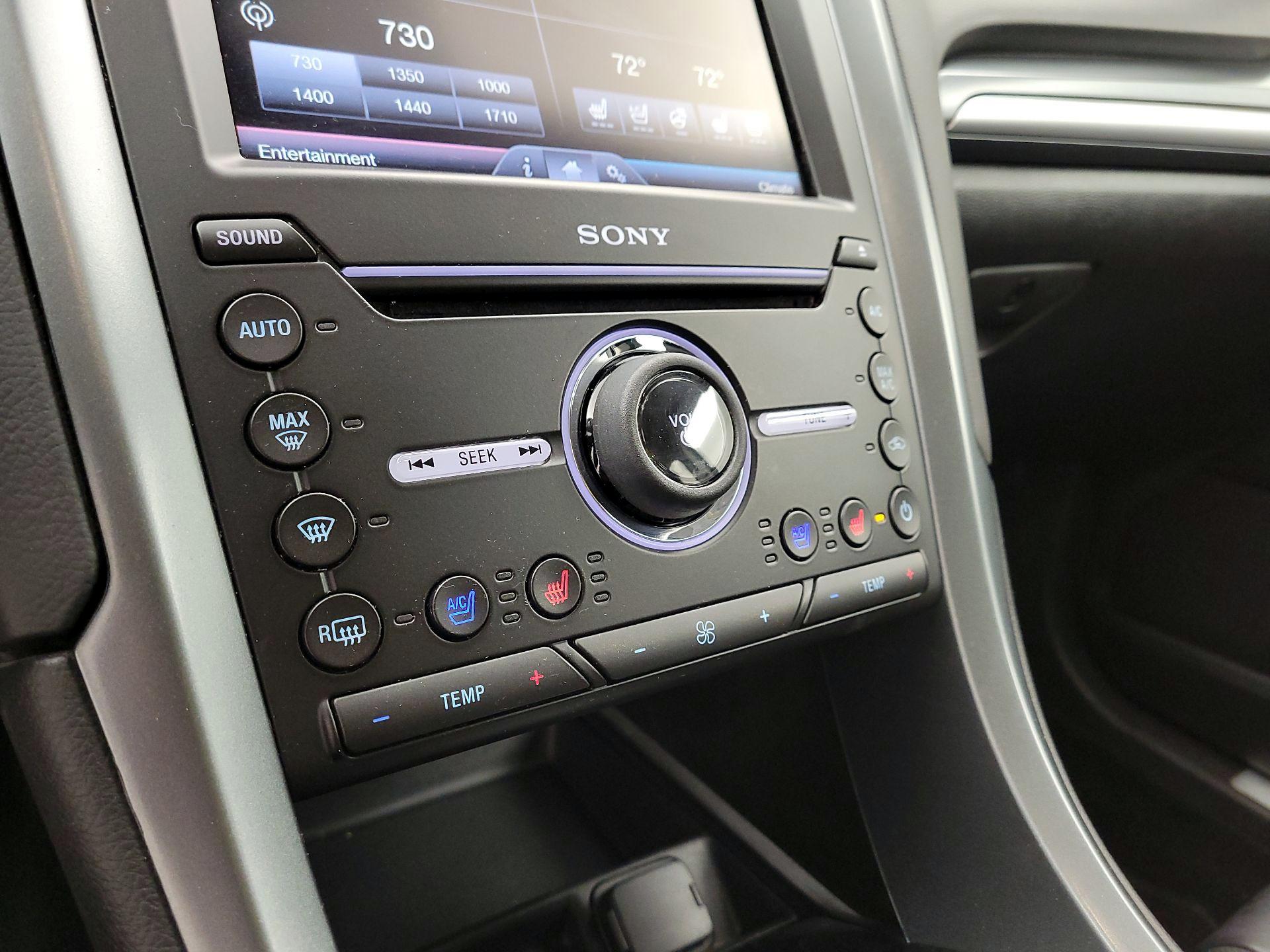 Thumbnail: 2016 Ford Fusion - 17