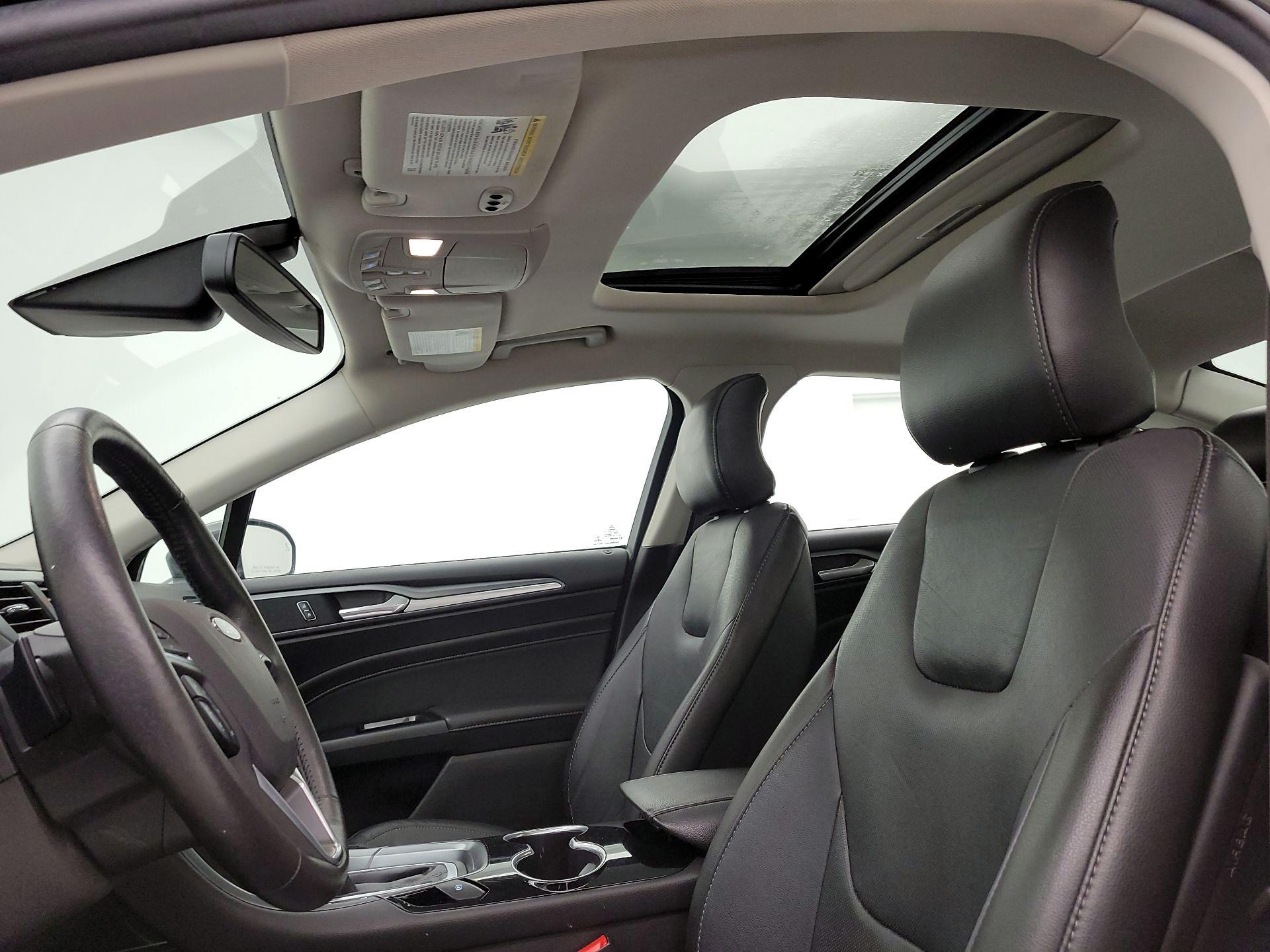 Thumbnail: 2016 Ford Fusion - 20