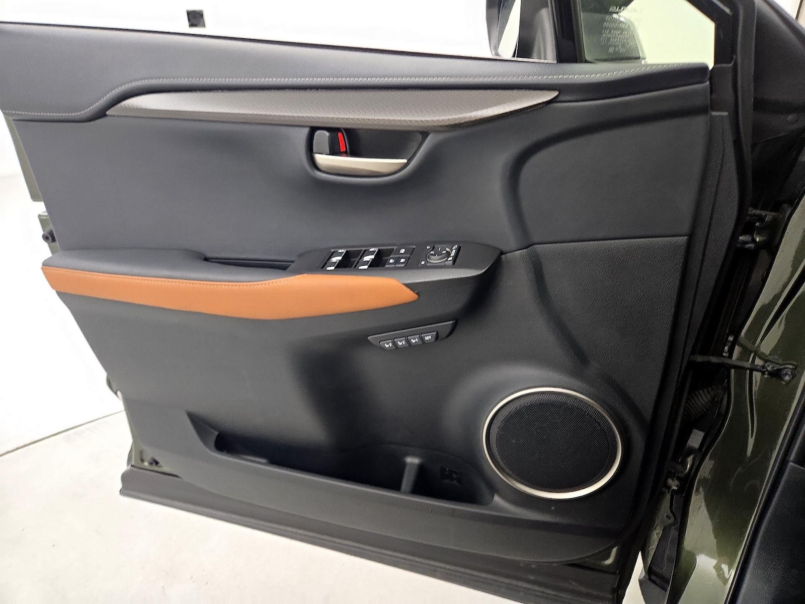 2021 Lexus NX 300 - Photo 13