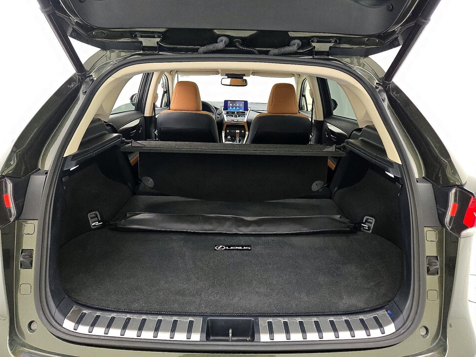 2021 Lexus NX 300 - Photo 23