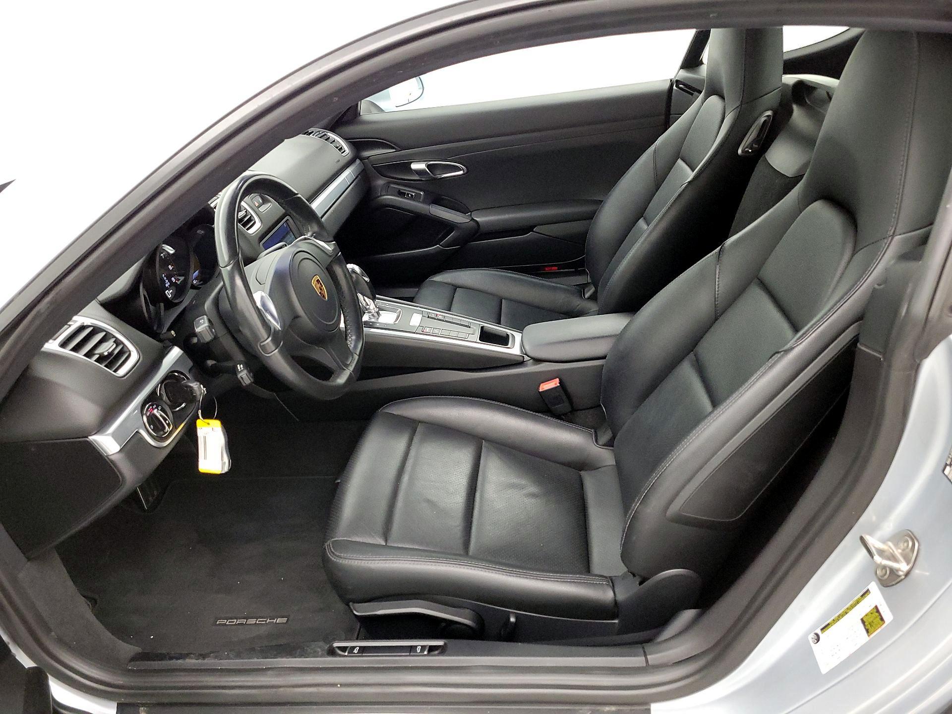 Thumbnail: 2016 Porsche Cayman - 11