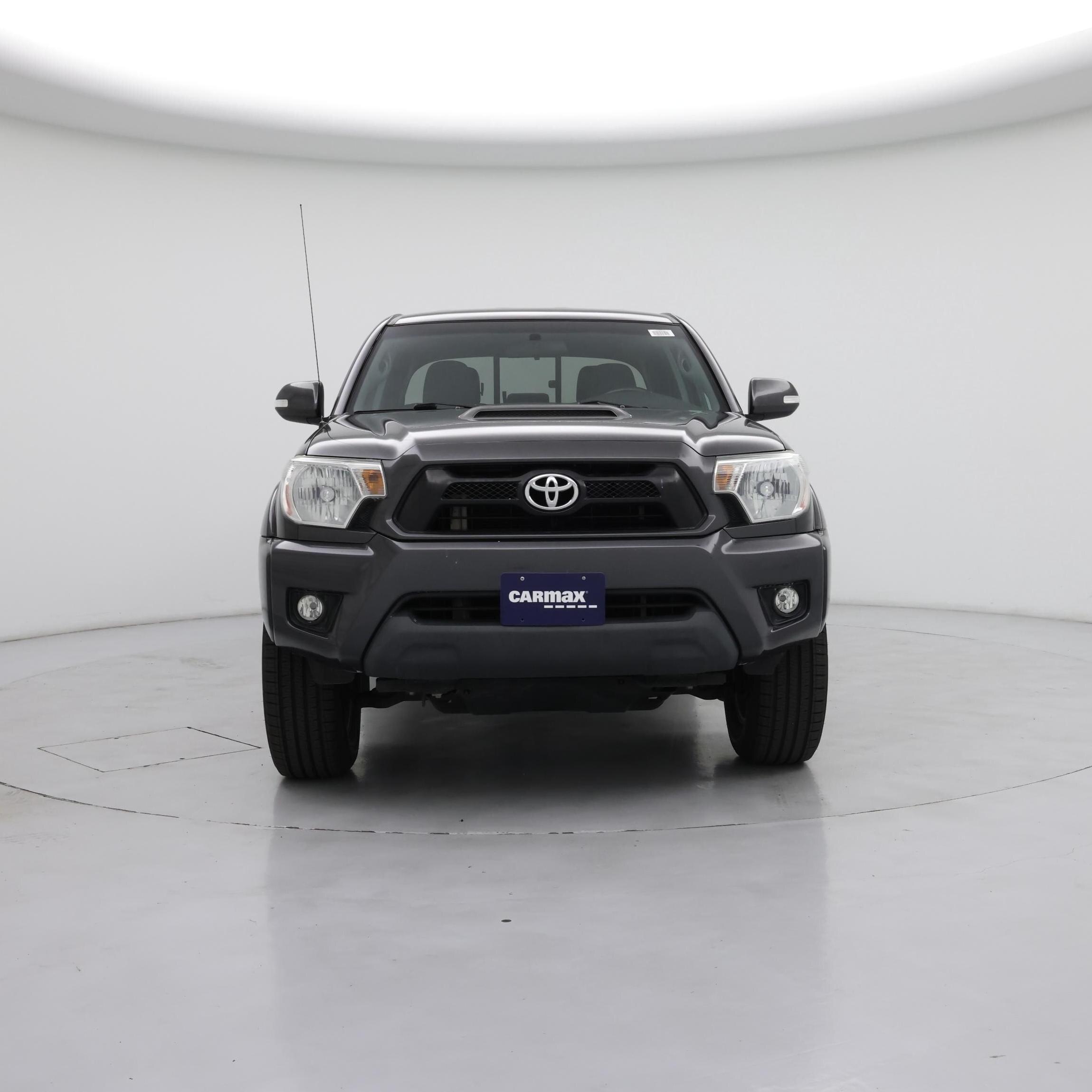 Thumbnail: 2015 Toyota Tacoma - 5