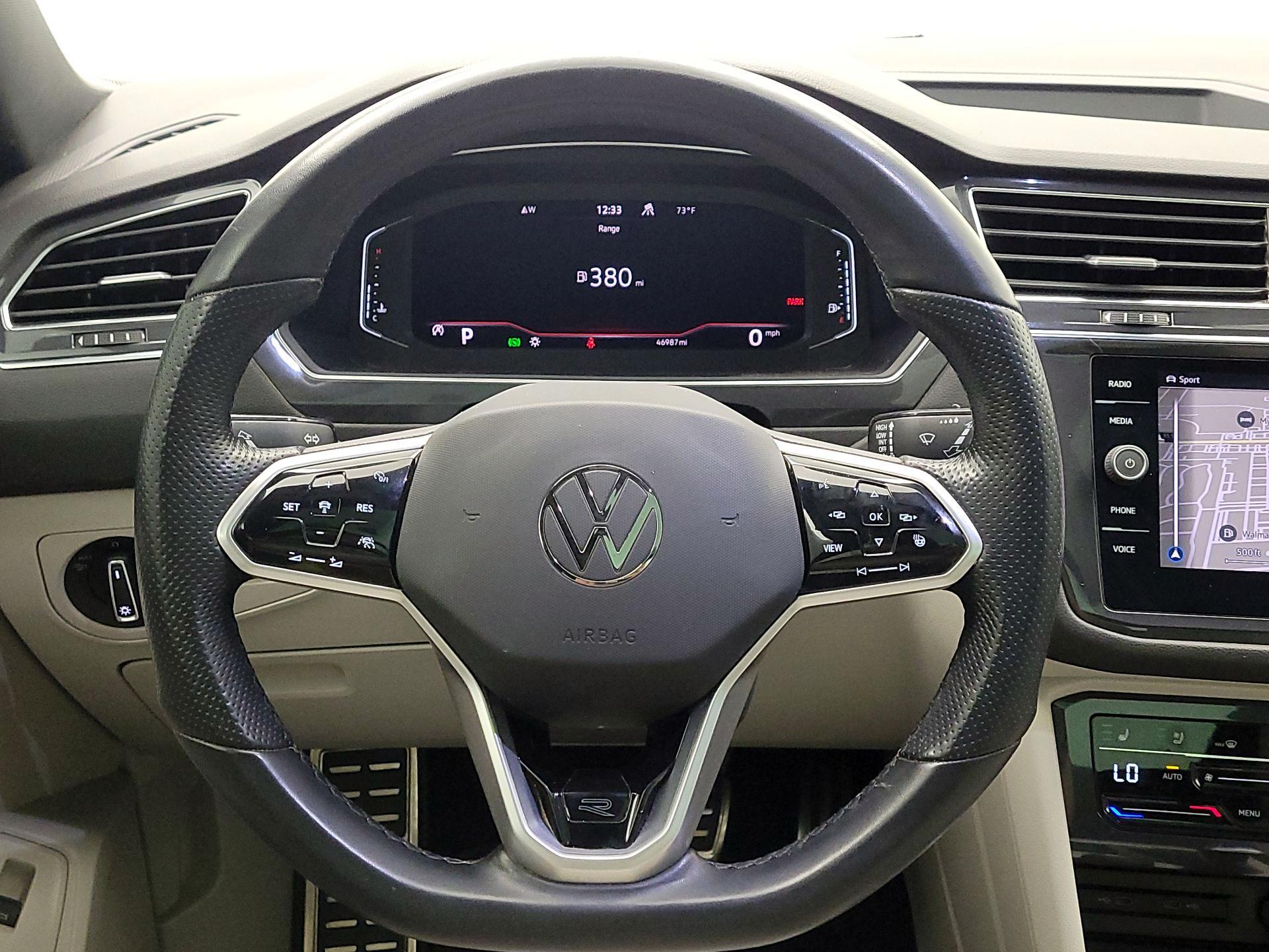 Thumbnail: 2022 Volkswagen Tiguan - 10