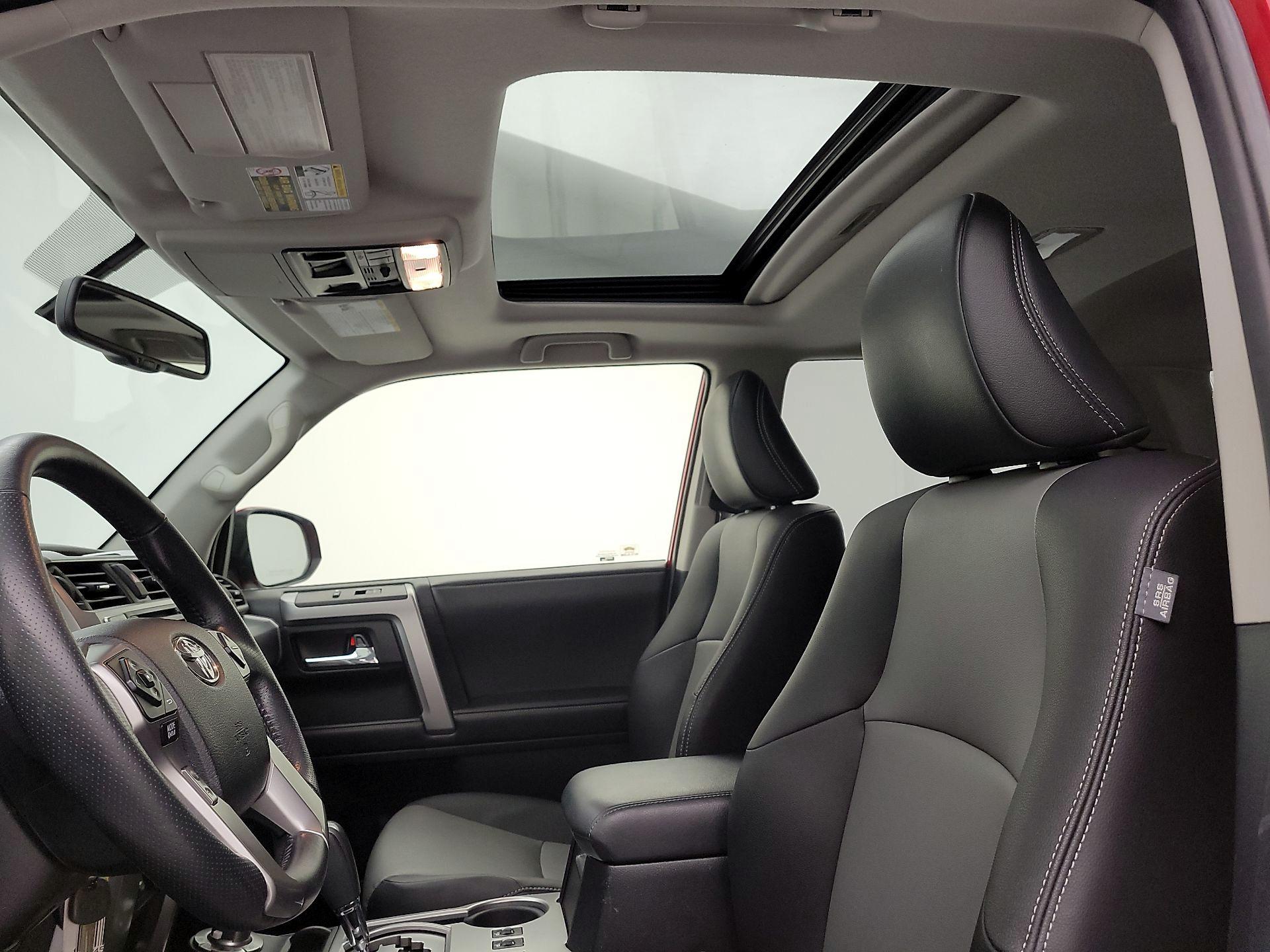 Thumbnail: 2014 Toyota 4Runner - 20