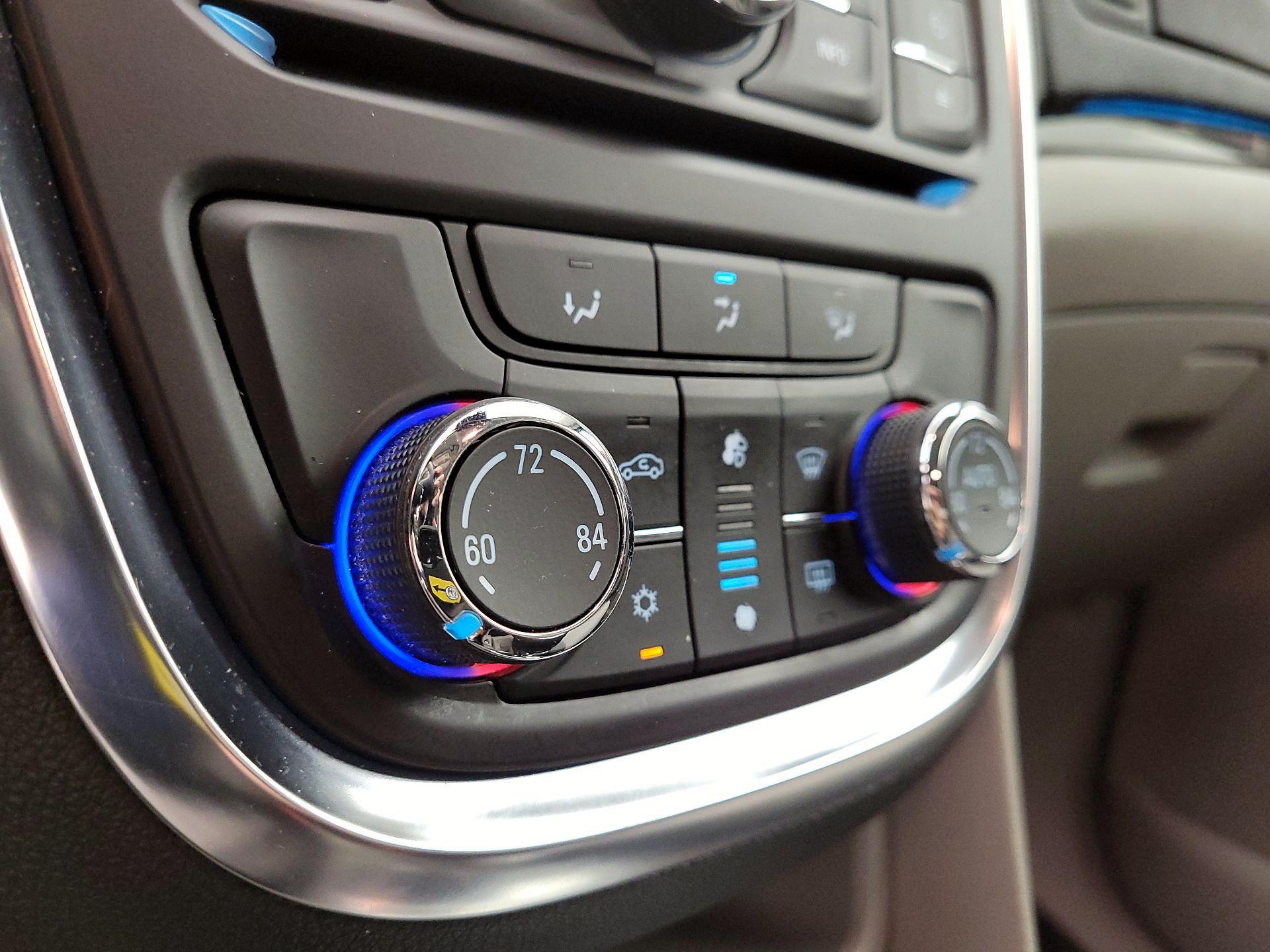 Thumbnail: 2015 Buick Encore - 16