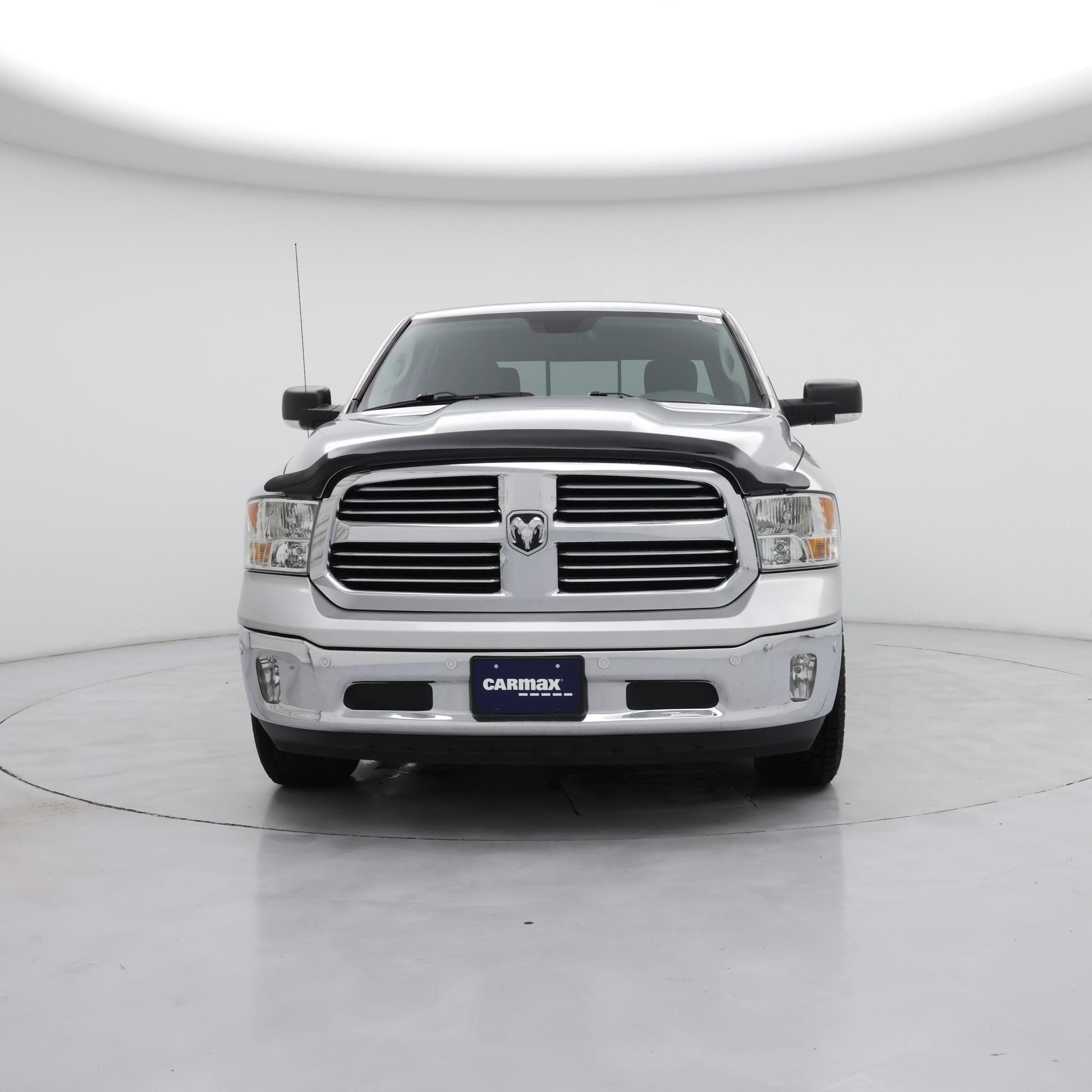 Thumbnail: 2019 RAM 1500 Classic - 5