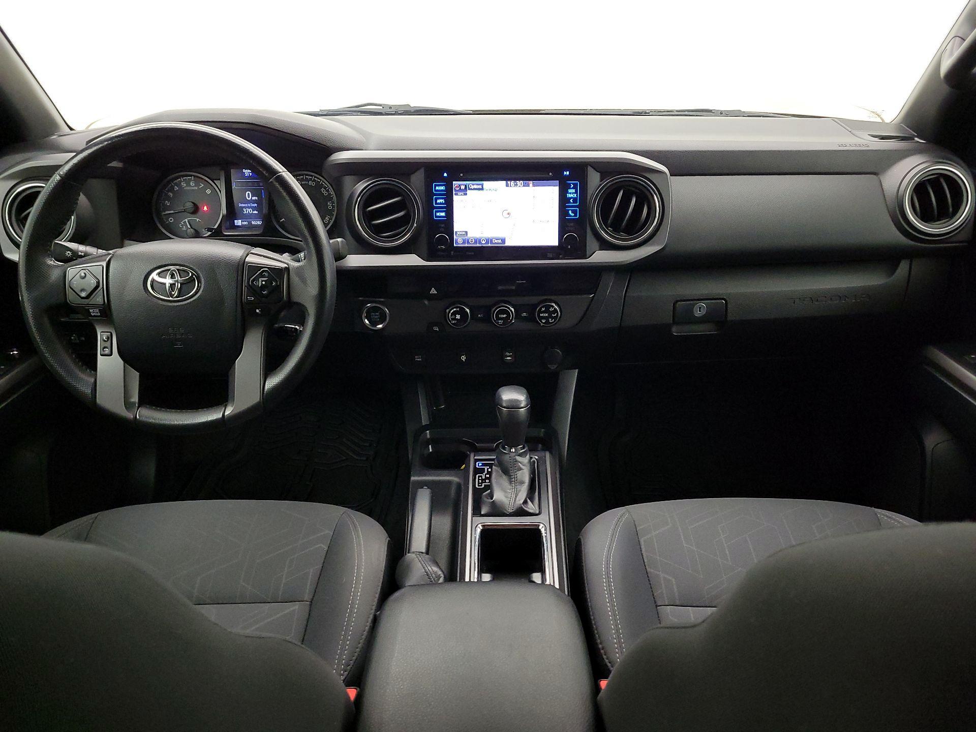 Thumbnail: 2017 Toyota Tacoma - 9