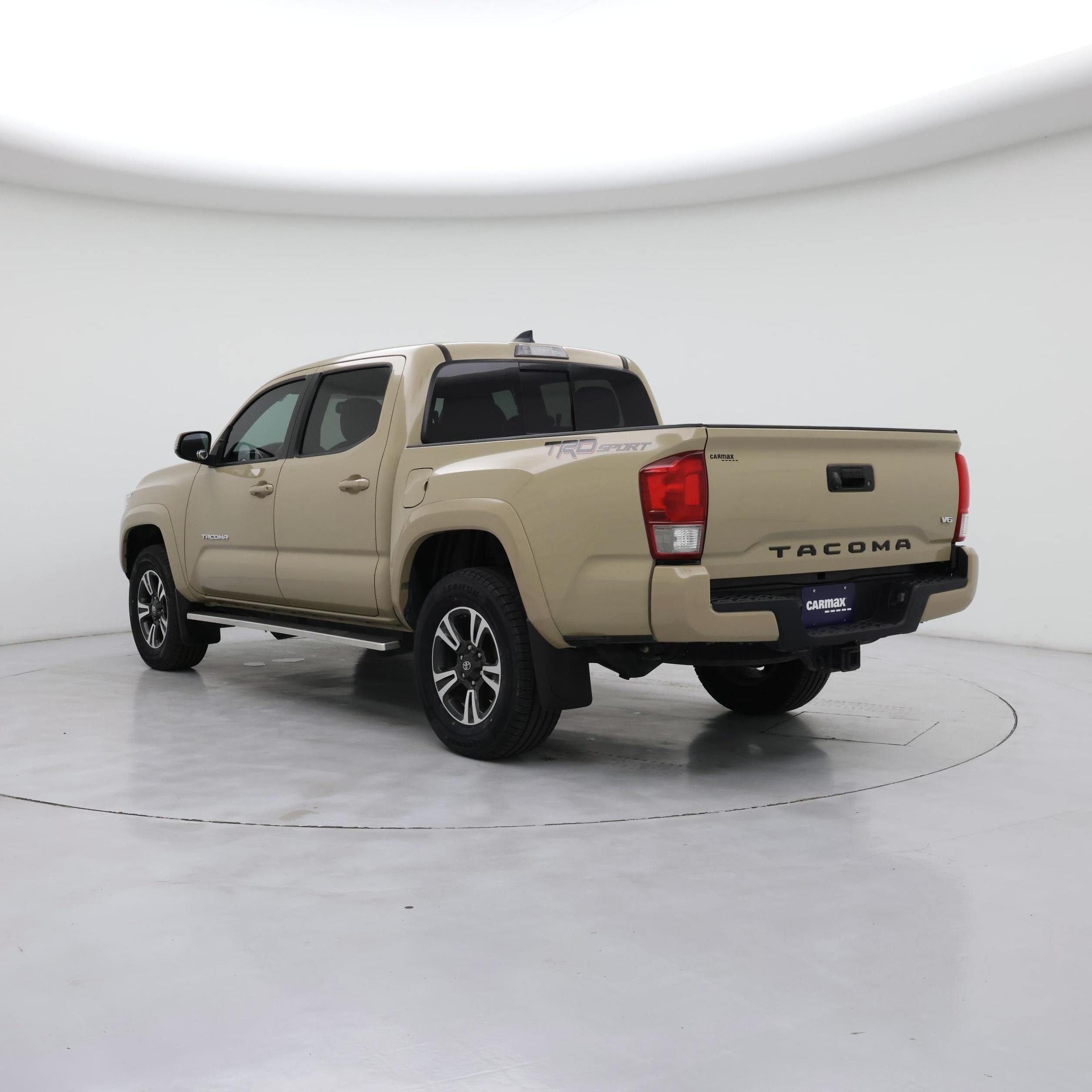 Thumbnail: 2017 Toyota Tacoma - 2