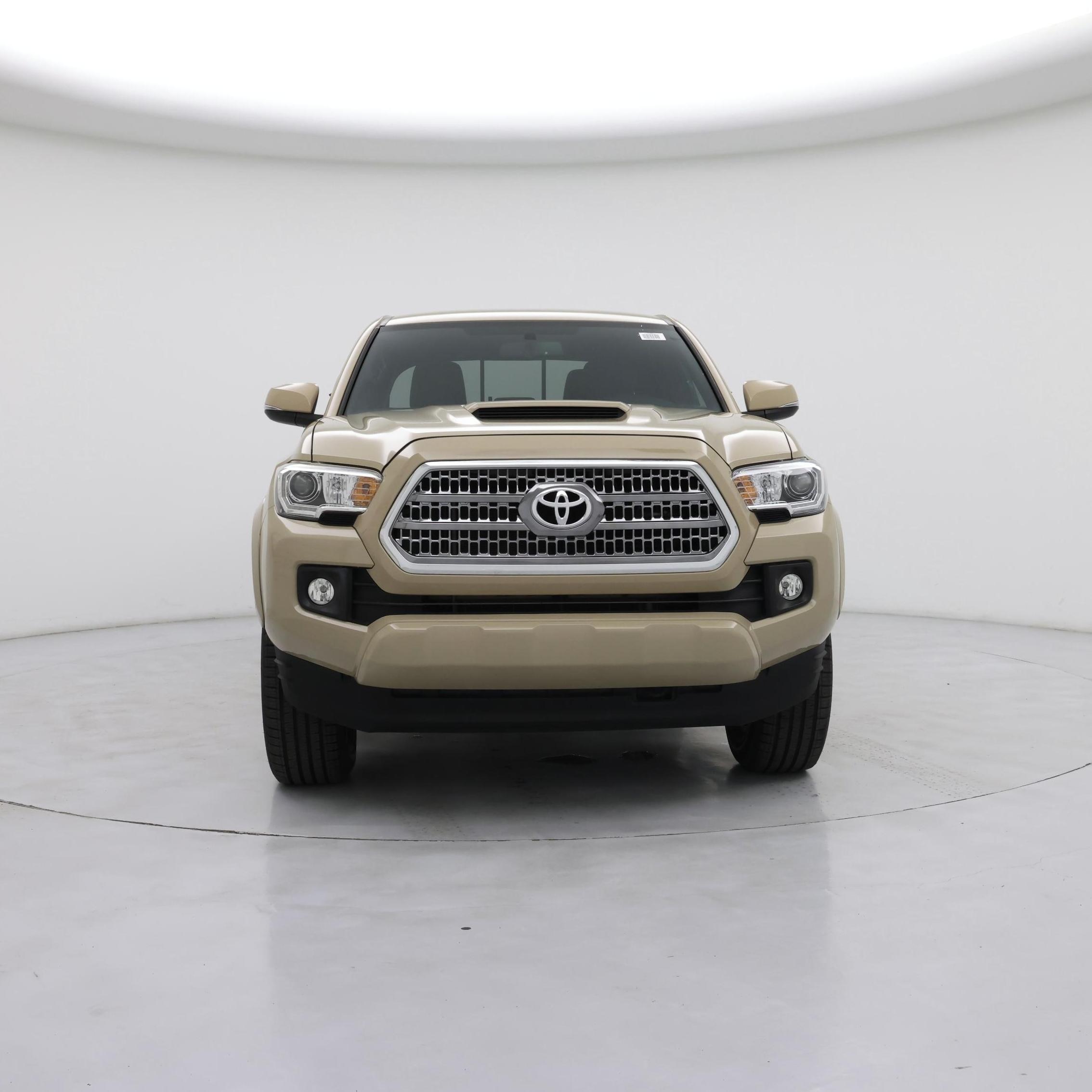 Thumbnail: 2017 Toyota Tacoma - 5