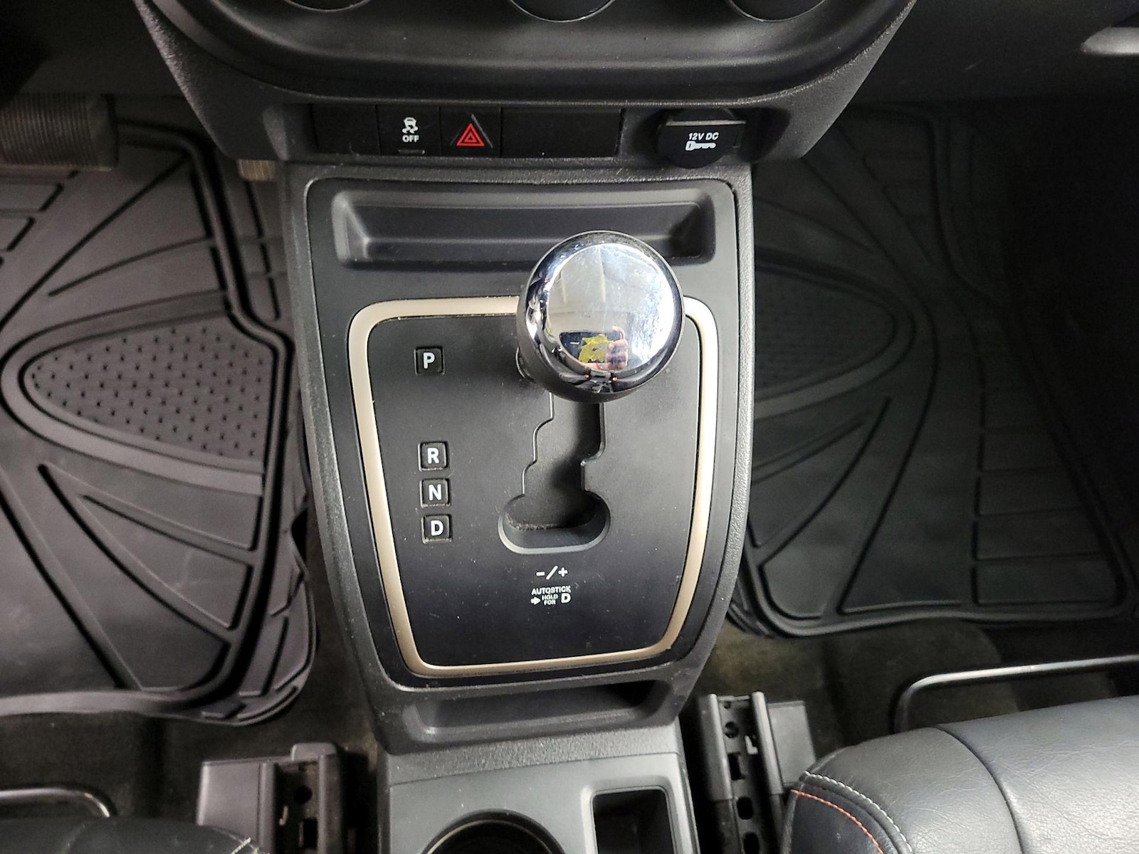 2016 Jeep Patriot 75th Anniversary Edition - Photo 16