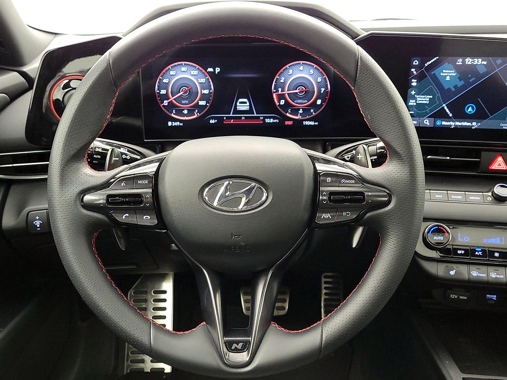 Thumbnail: 2023 Hyundai Elantra - 10