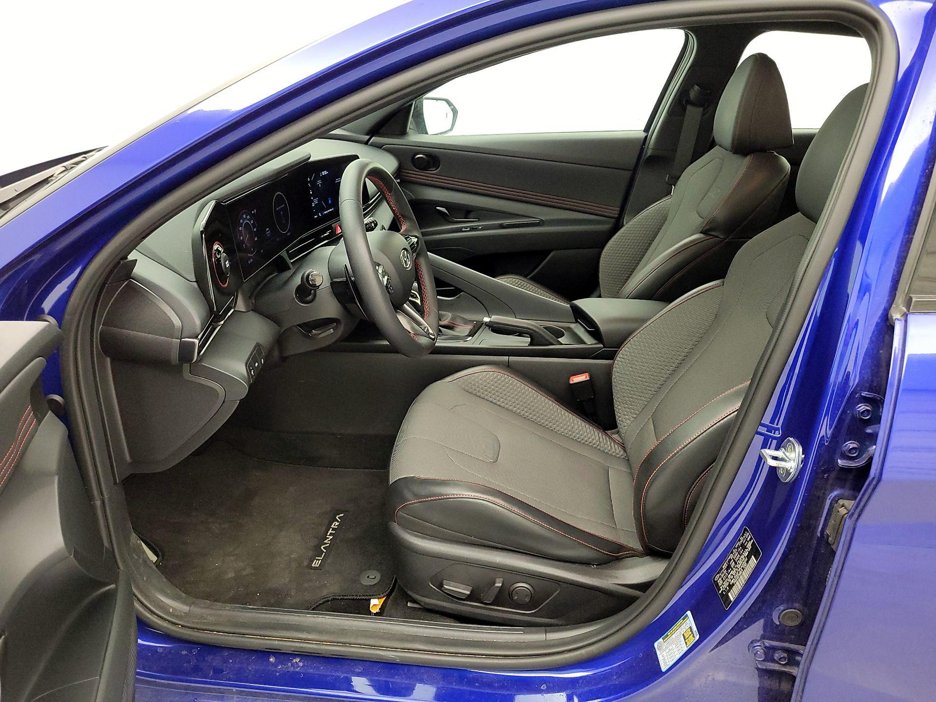 Thumbnail: 2023 Hyundai Elantra - 11