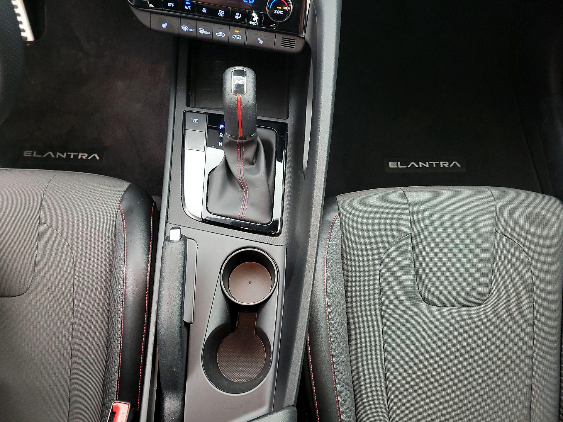 Thumbnail: 2023 Hyundai Elantra - 18