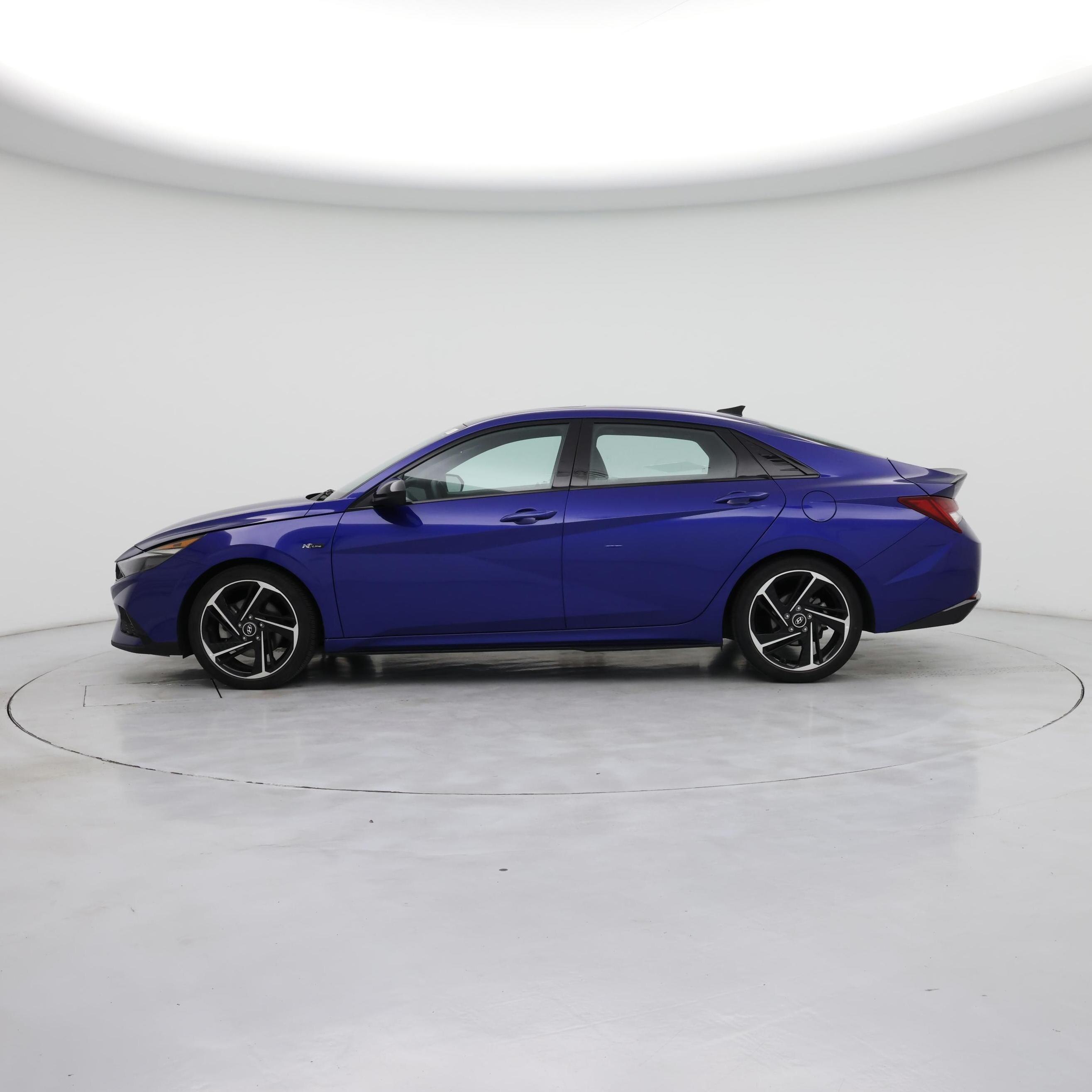 Thumbnail: 2023 Hyundai Elantra - 3