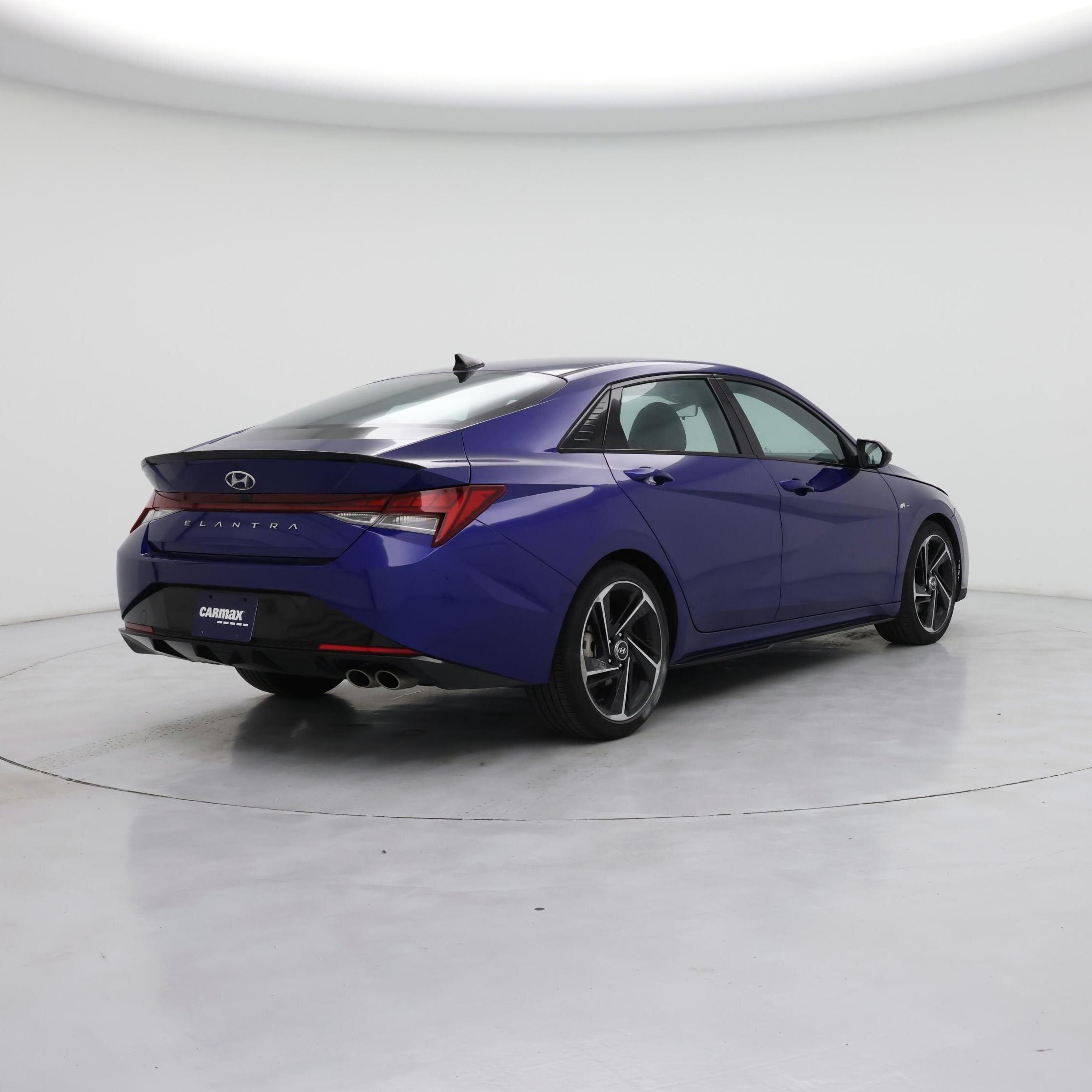 Thumbnail: 2023 Hyundai Elantra - 8