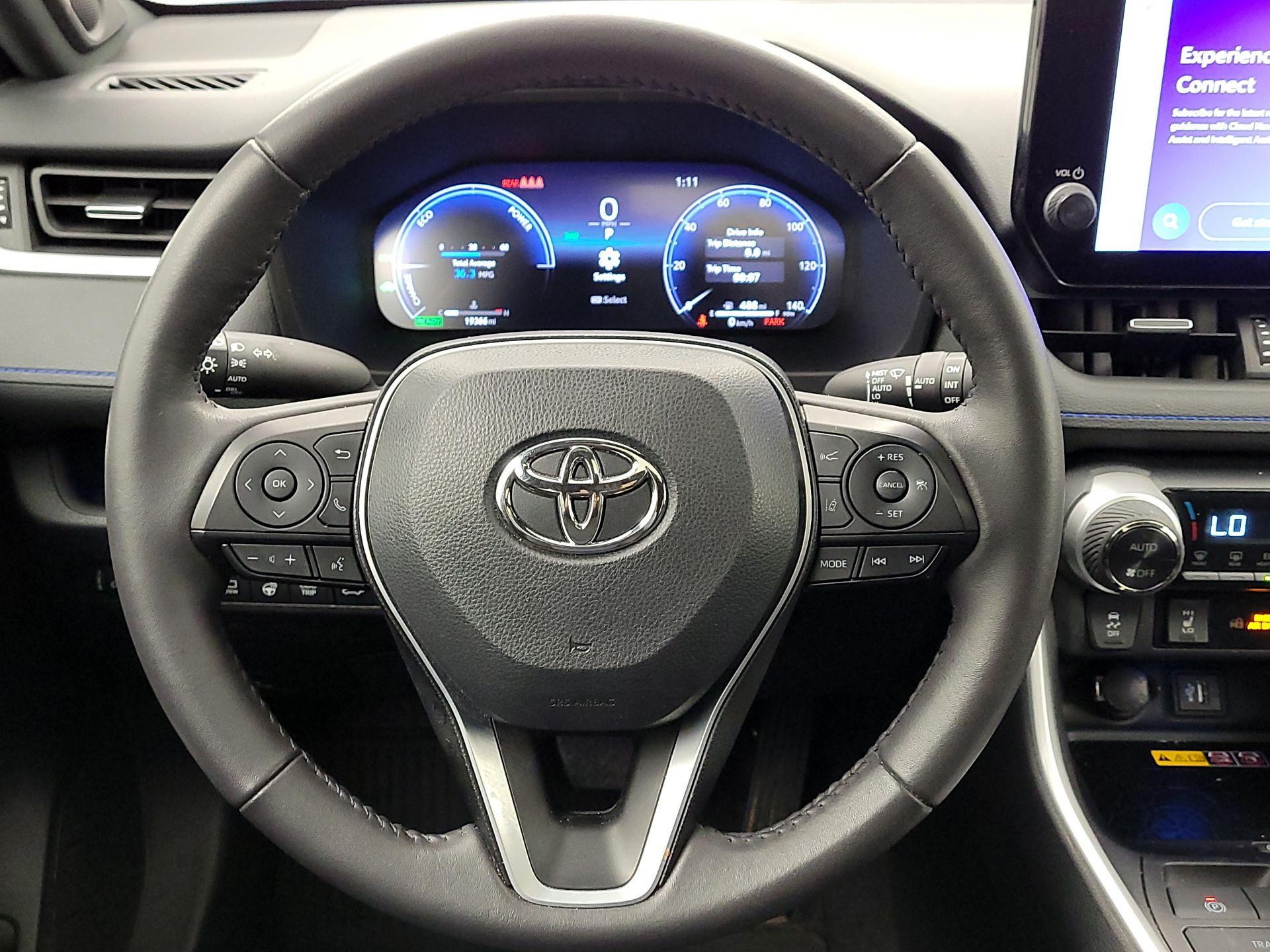 Thumbnail: 2024 Toyota RAV4 - 10