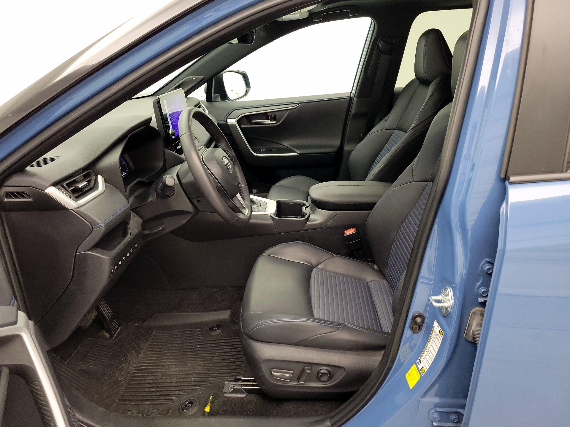 Thumbnail: 2024 Toyota RAV4 - 11