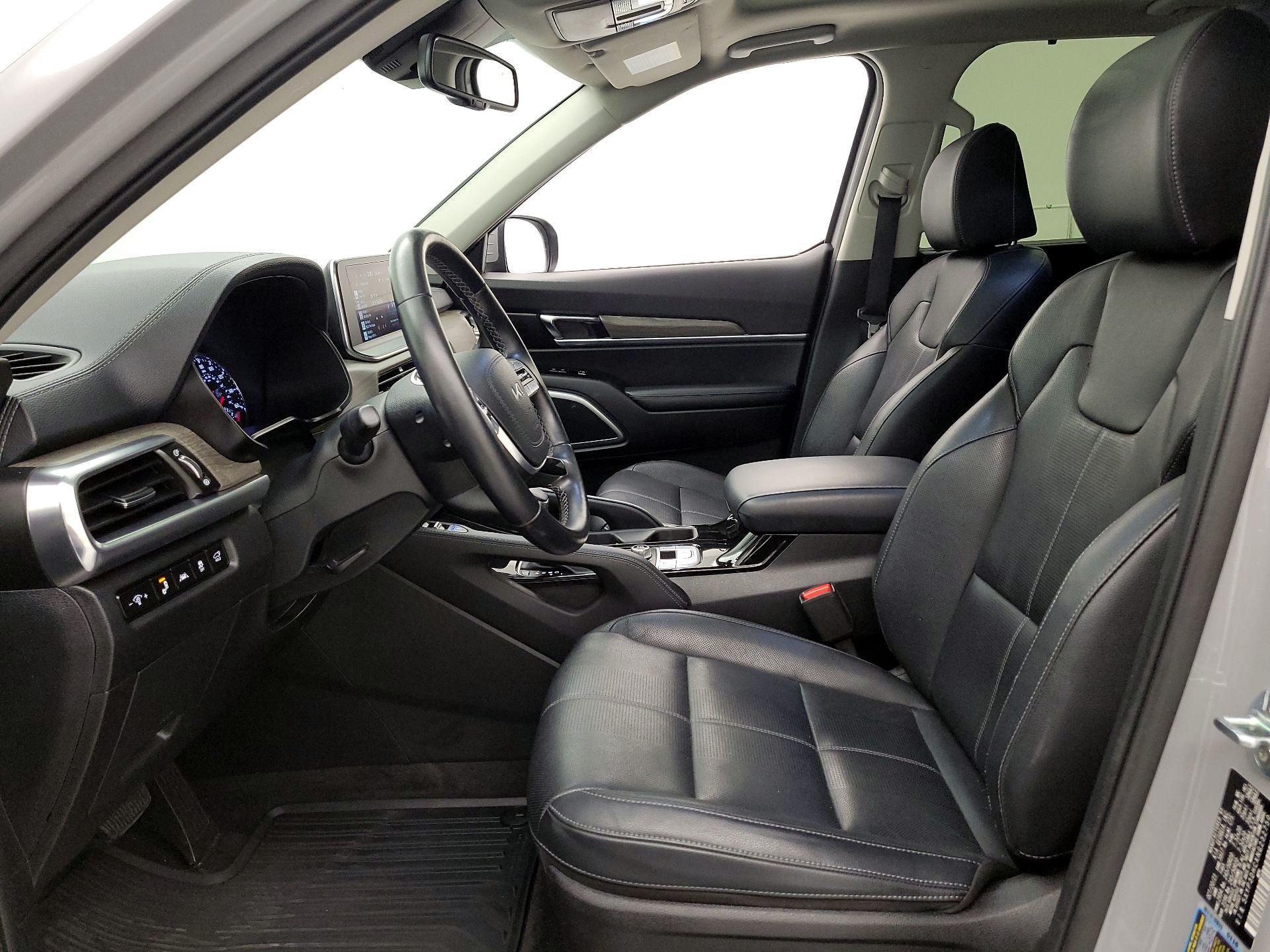 Thumbnail: 2022 Kia Telluride - 11