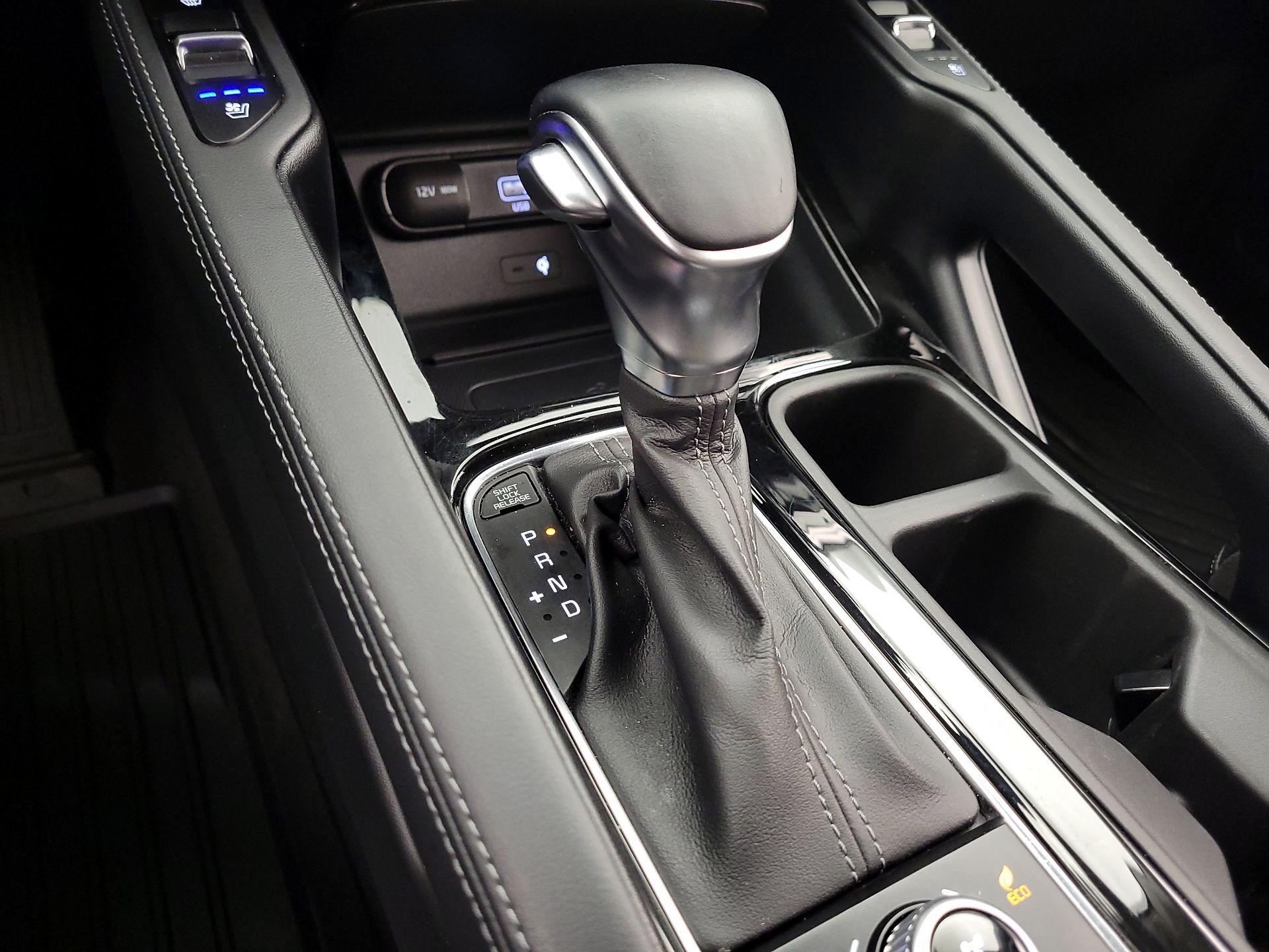 Thumbnail: 2022 Kia Telluride - 18