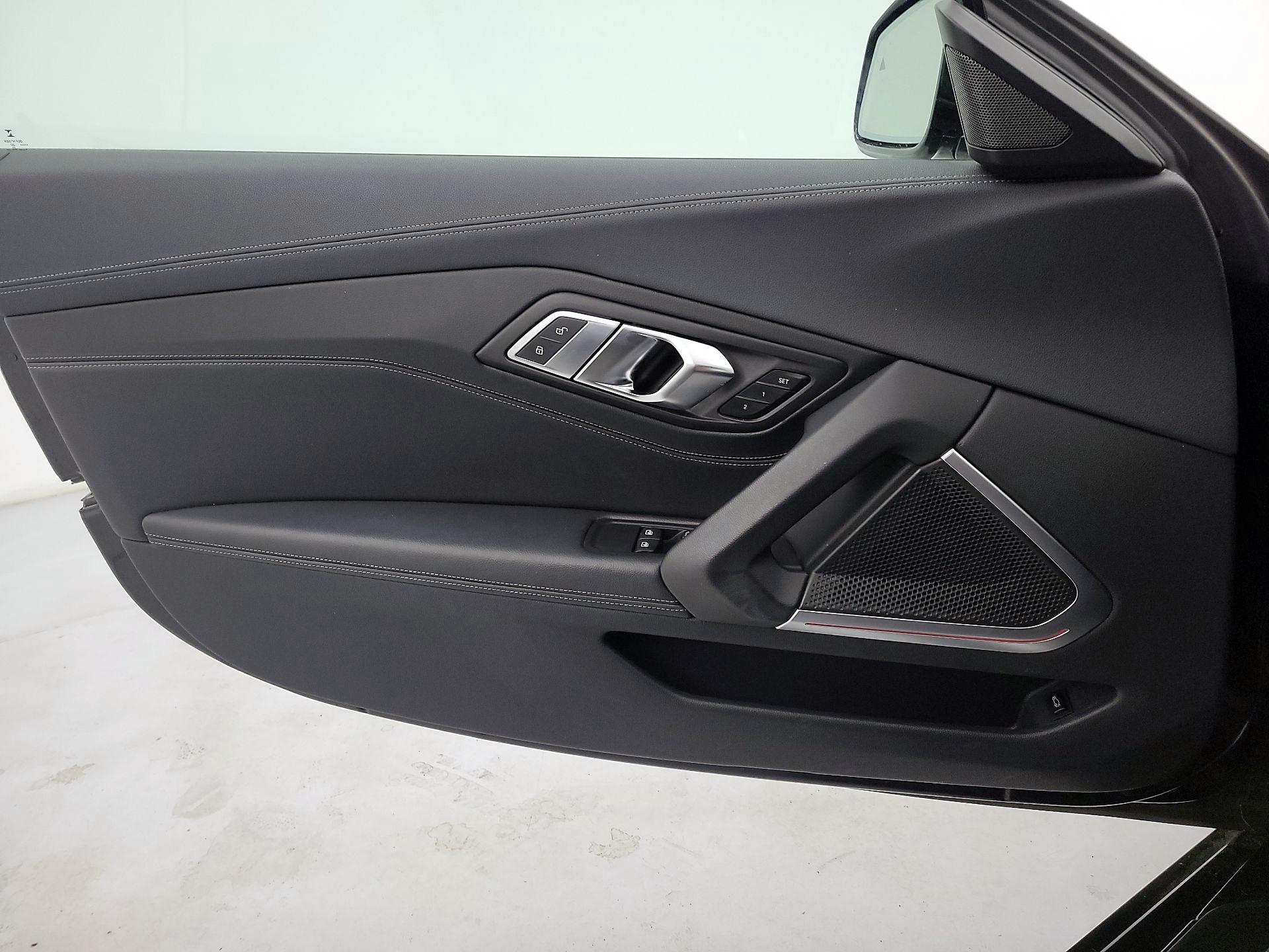 Thumbnail: 2020 BMW Z4 - 12