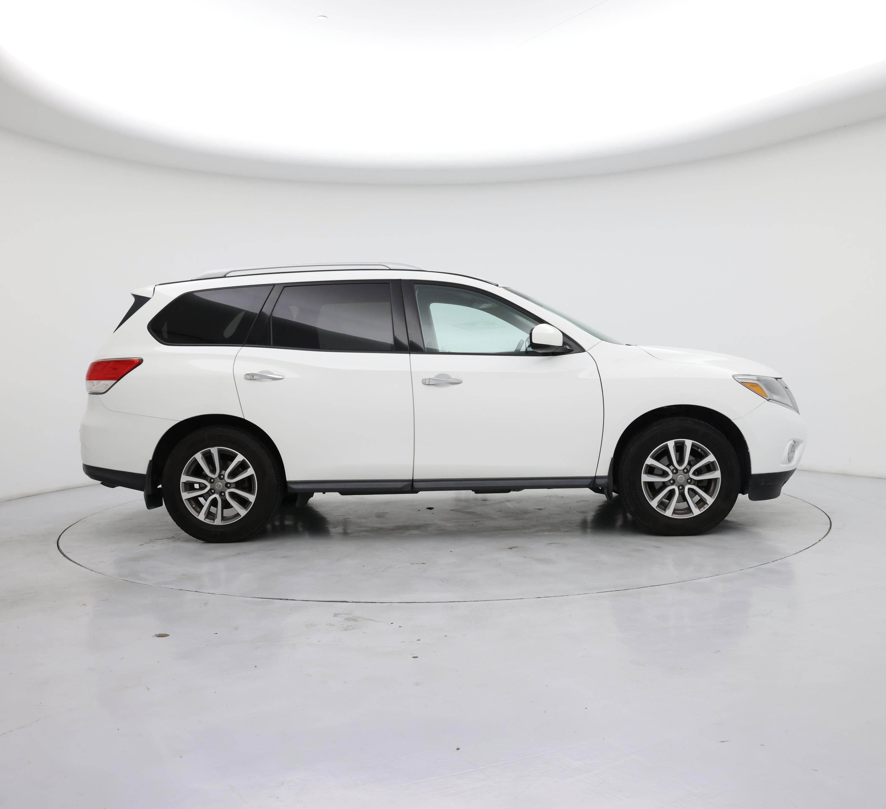 Thumbnail: 2015 Nissan Pathfinder - 7