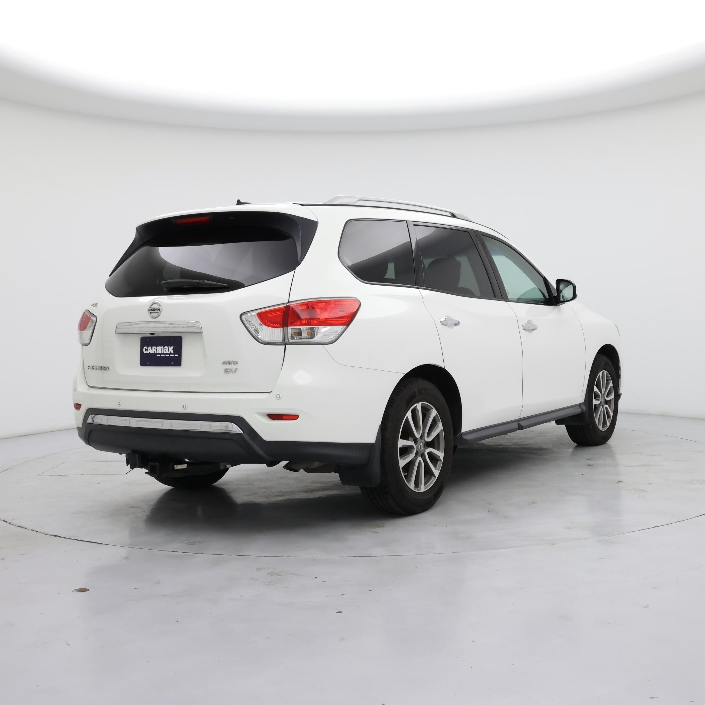Thumbnail: 2015 Nissan Pathfinder - 8