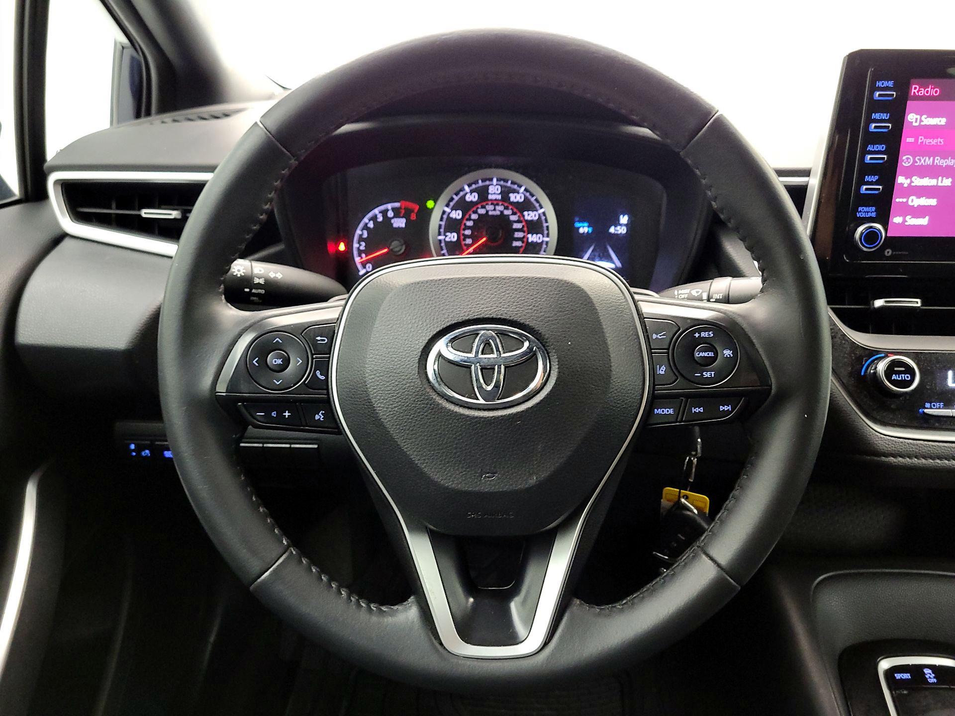 Thumbnail: 2021 Toyota Corolla - 10