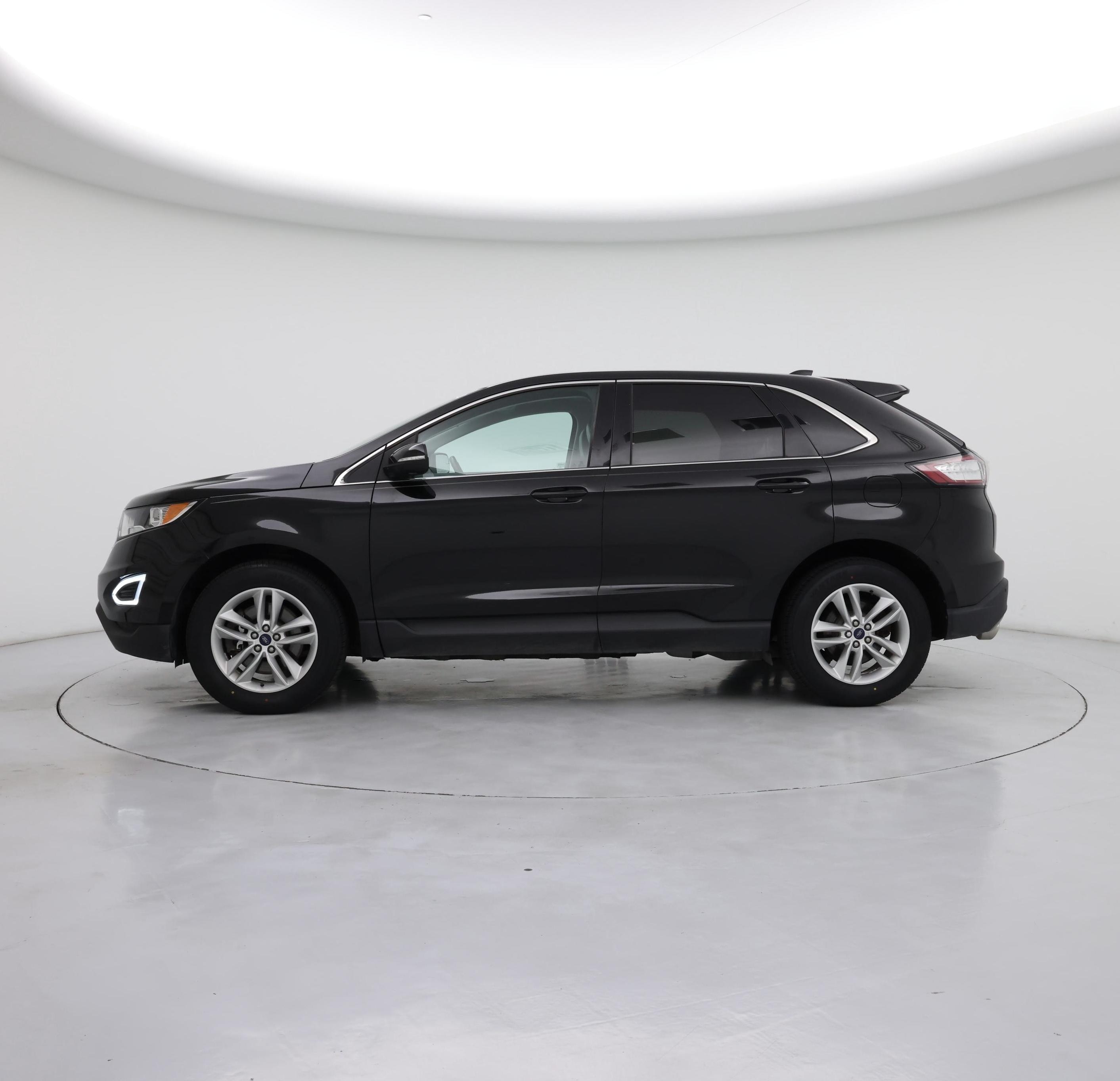 Thumbnail: 2015 Ford Edge - 3