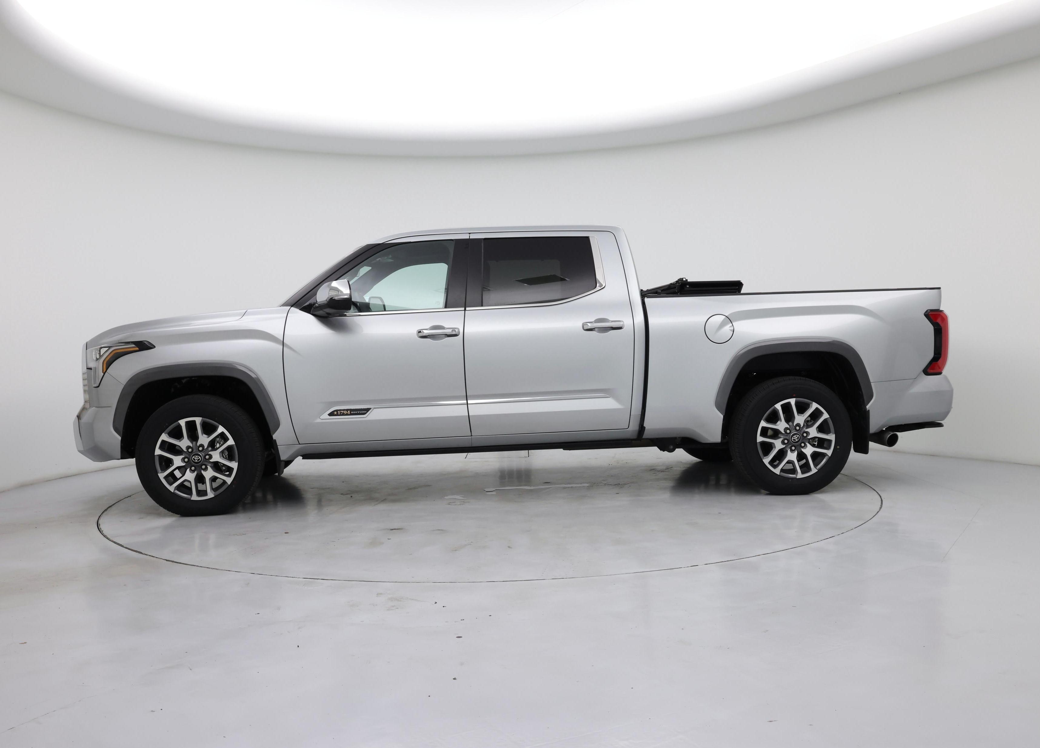 Thumbnail: 2025 Toyota Tundra - 3