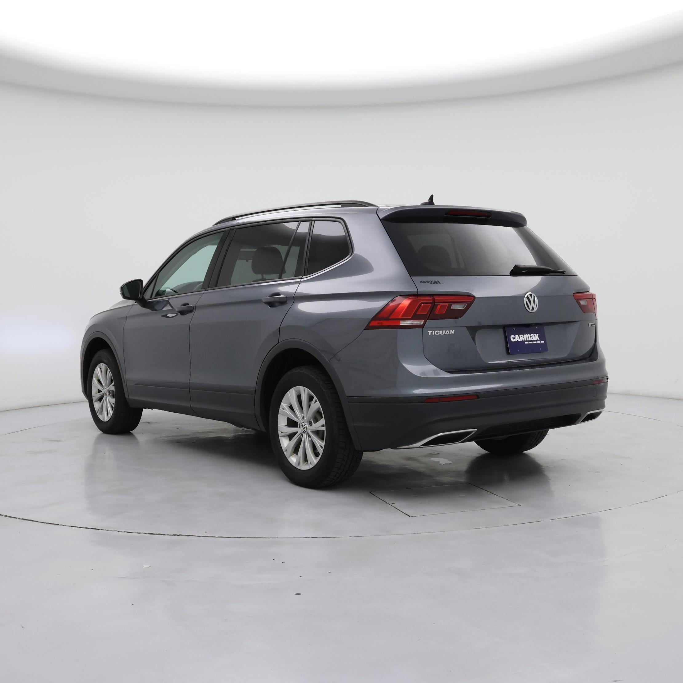 Thumbnail: 2020 Volkswagen Tiguan - 2