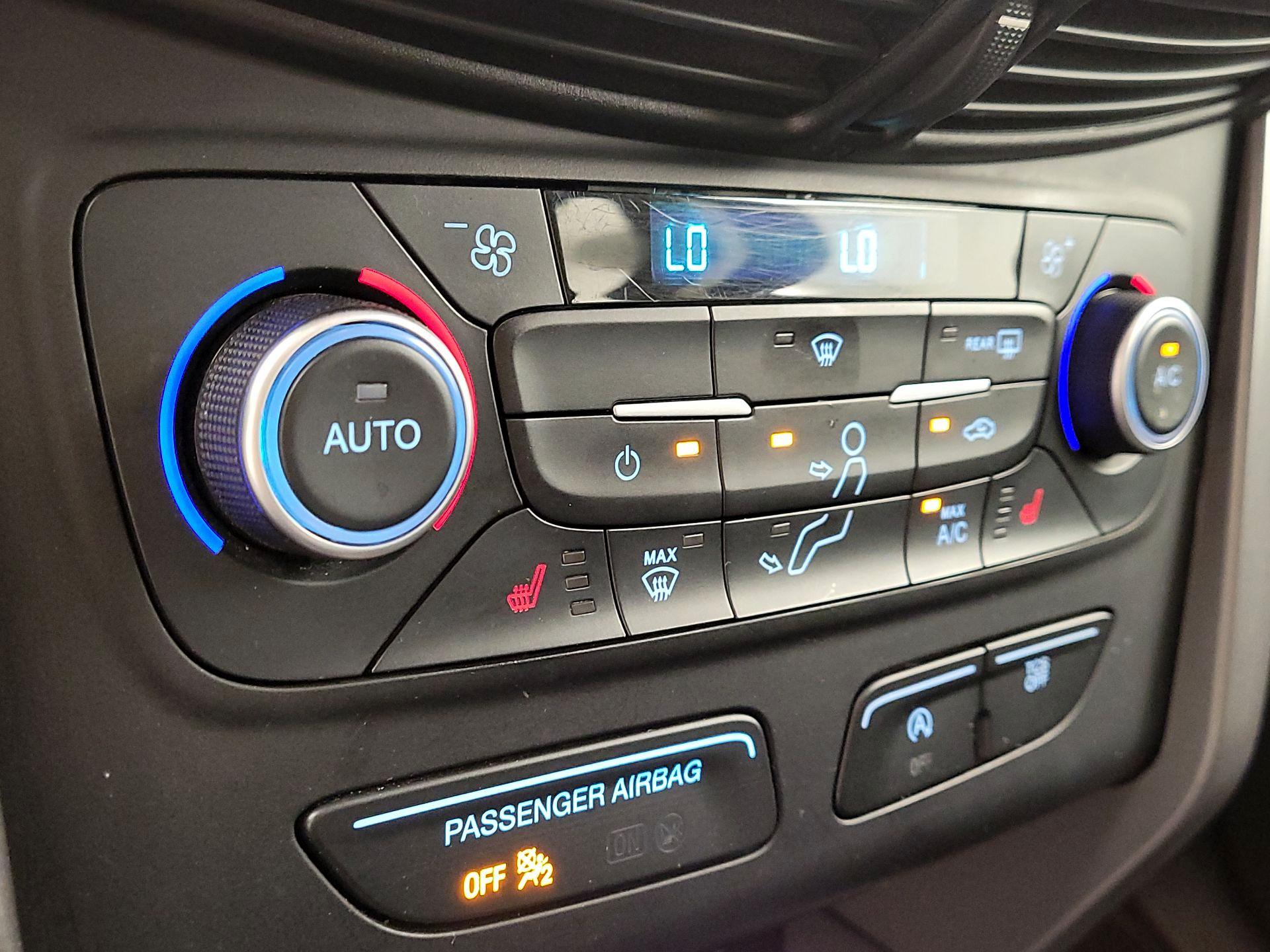 Thumbnail: 2018 Ford Escape - 16