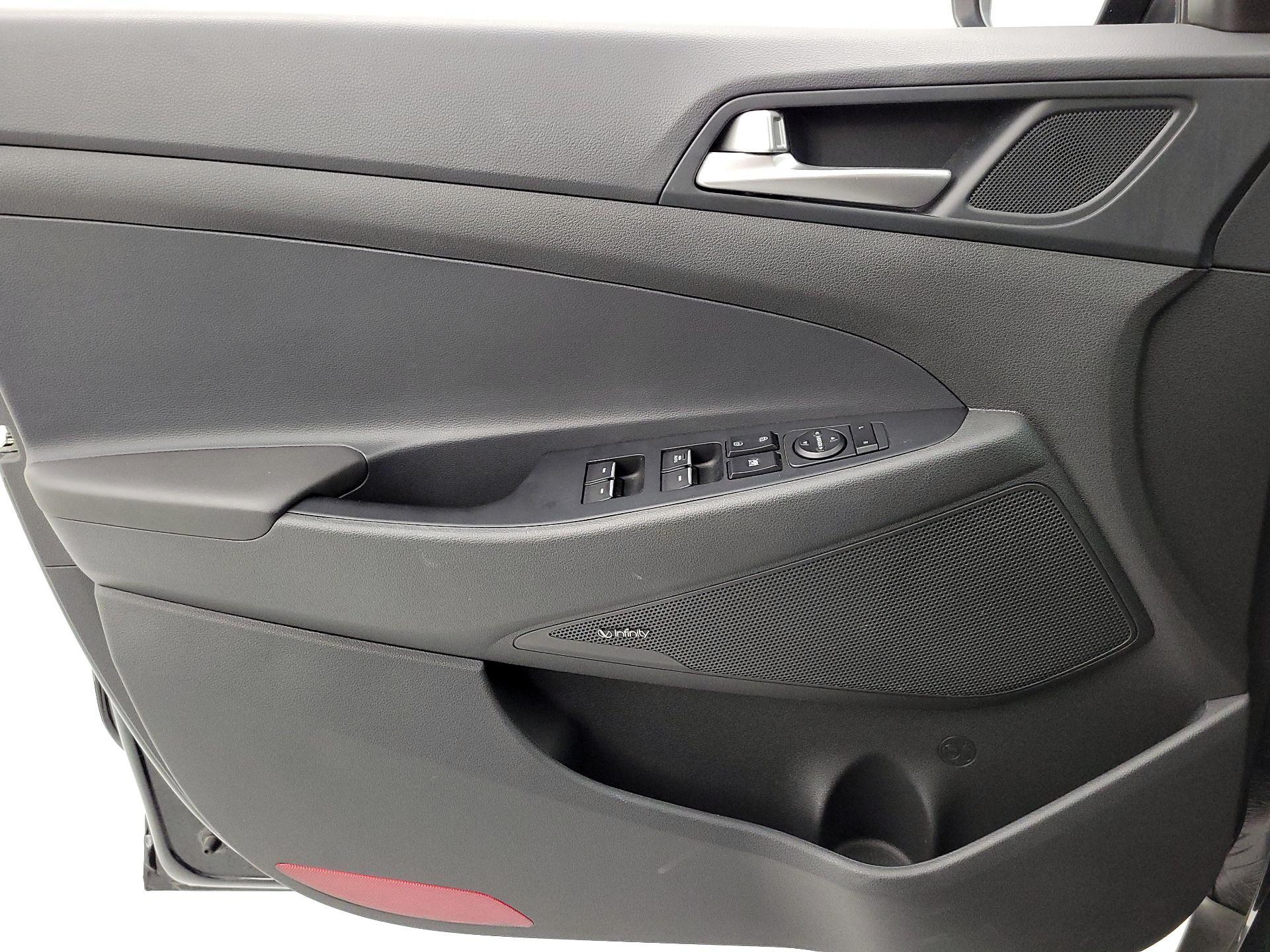 Thumbnail: 2020 Hyundai Tucson - 12