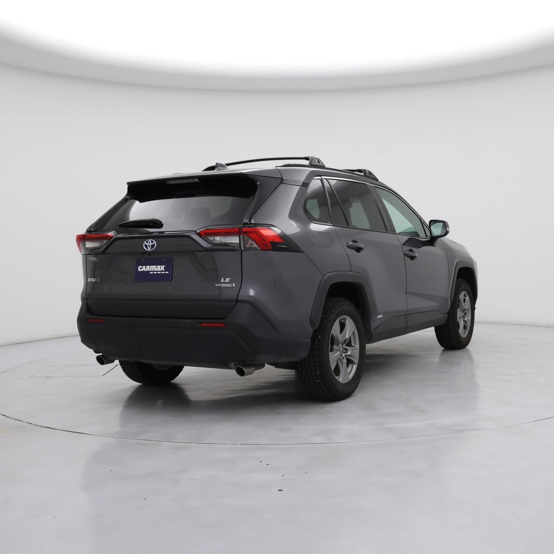 Thumbnail: 2022 Toyota RAV4 - 8