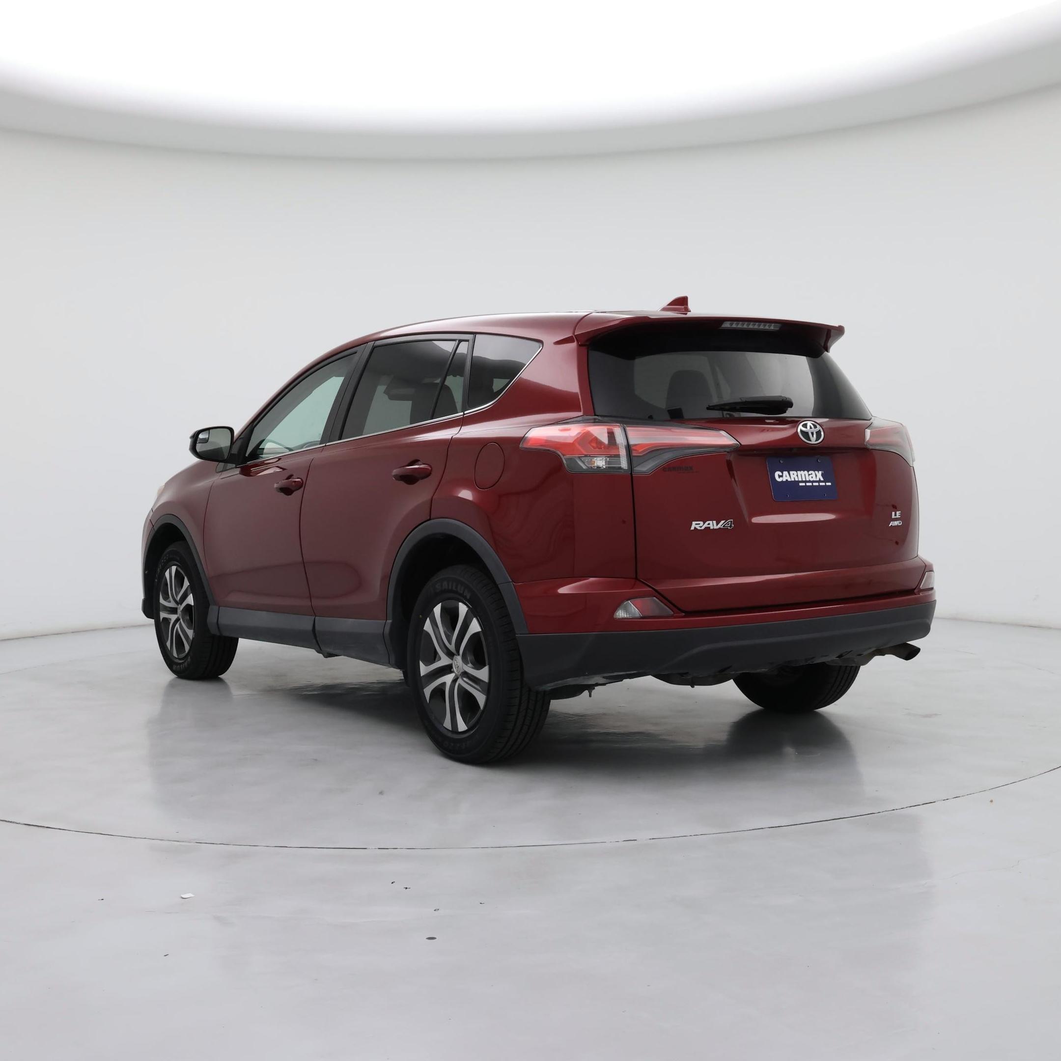 Thumbnail: 2018 Toyota RAV4 - 2