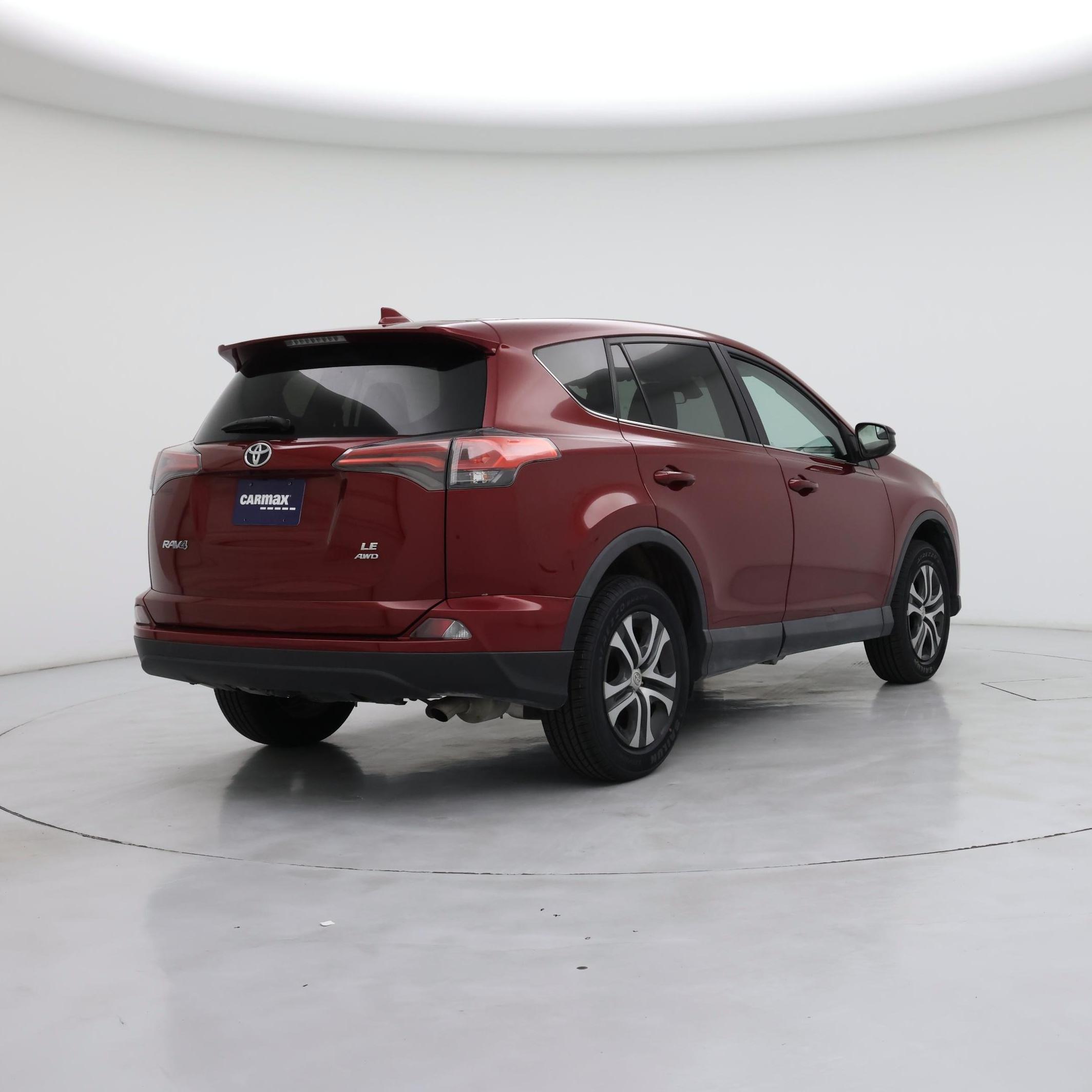 Thumbnail: 2018 Toyota RAV4 - 8