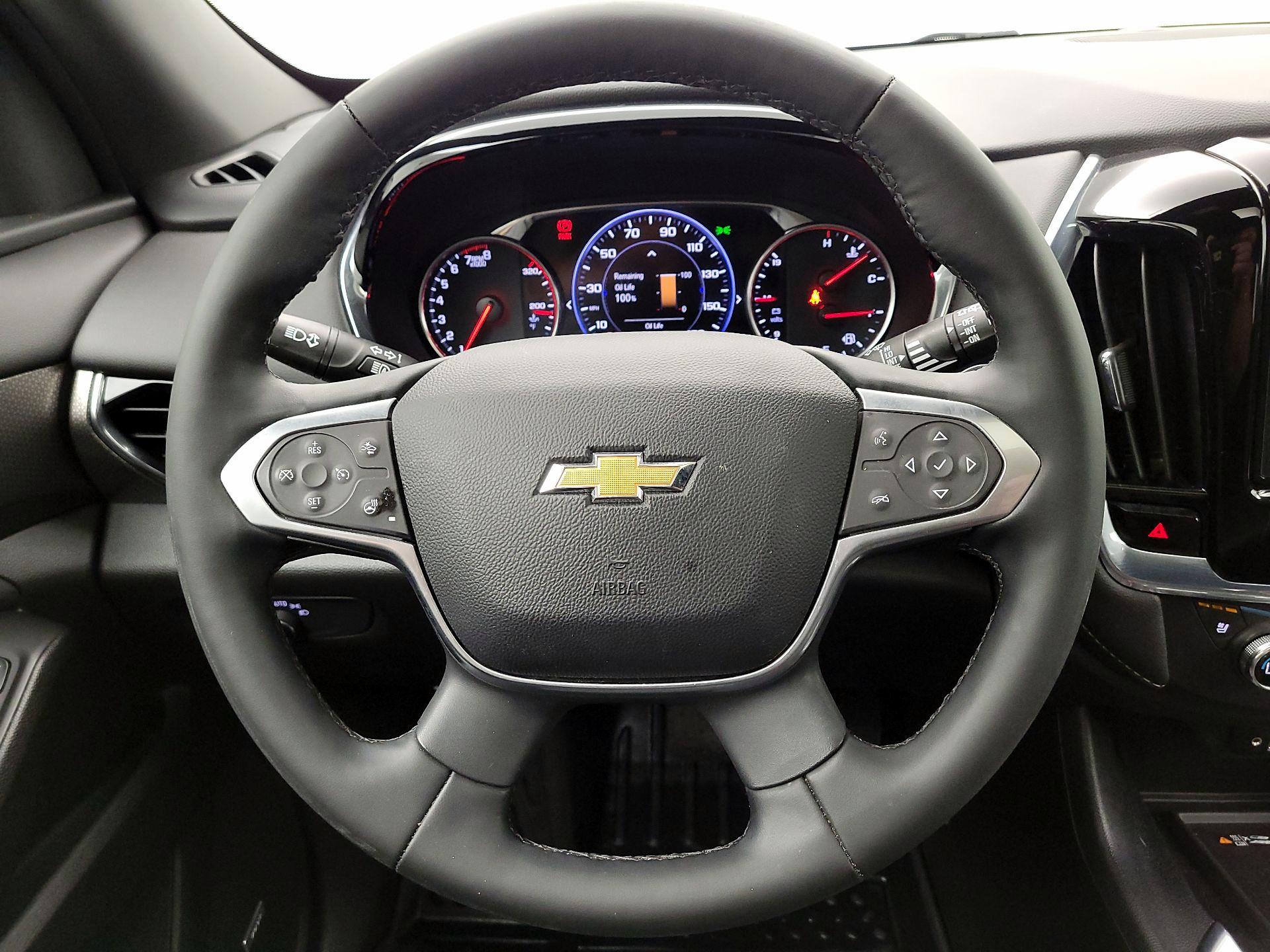 Thumbnail: 2023 Chevrolet Traverse - 10