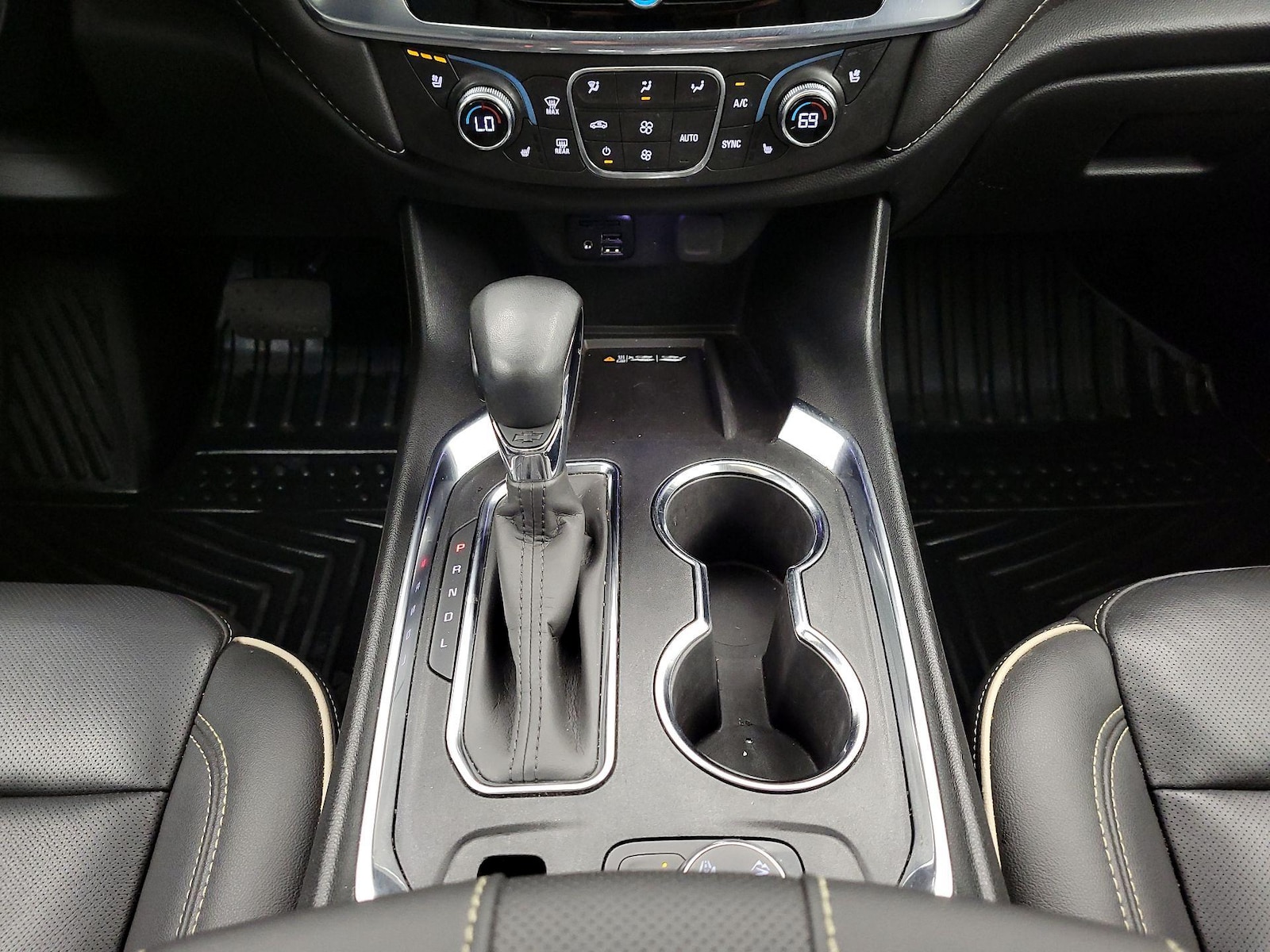 2023 Chevrolet Traverse Premier - Photo 19