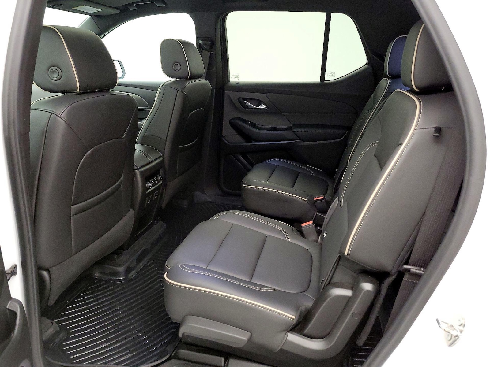 2023 Chevrolet Traverse Premier - Photo 22