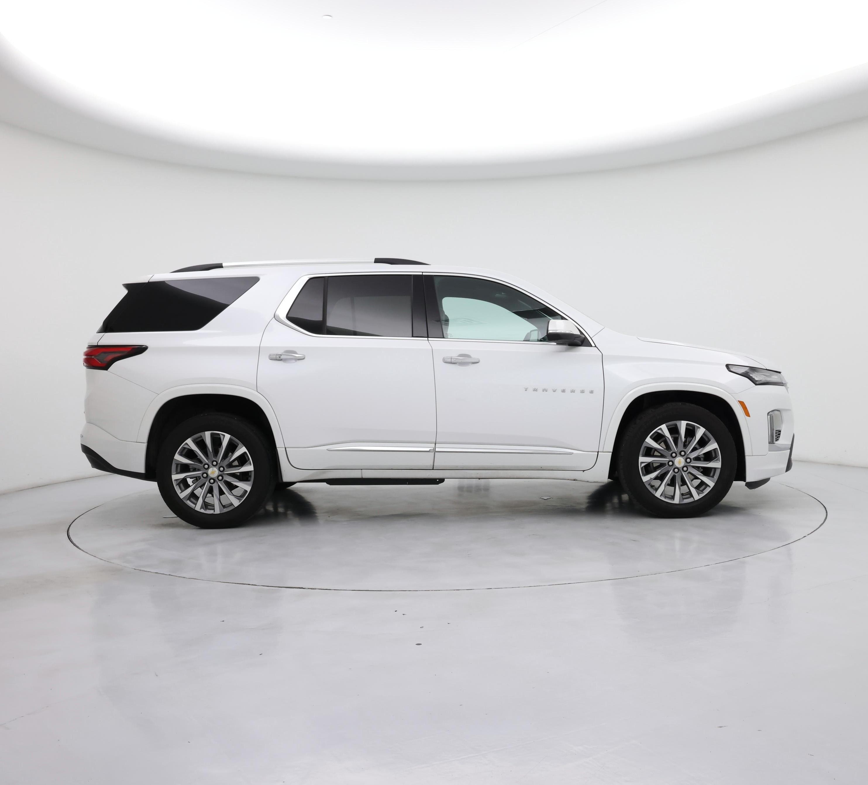 Thumbnail: 2023 Chevrolet Traverse - 7