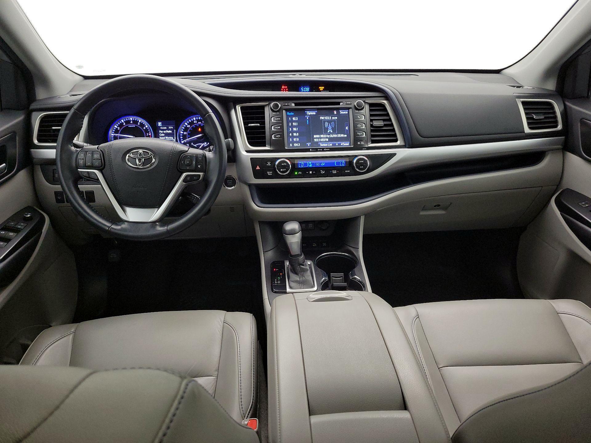 Thumbnail: 2018 Toyota Highlander - 9