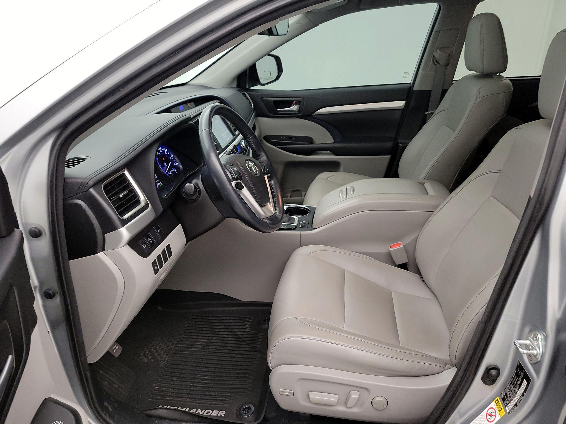 Thumbnail: 2018 Toyota Highlander - 11