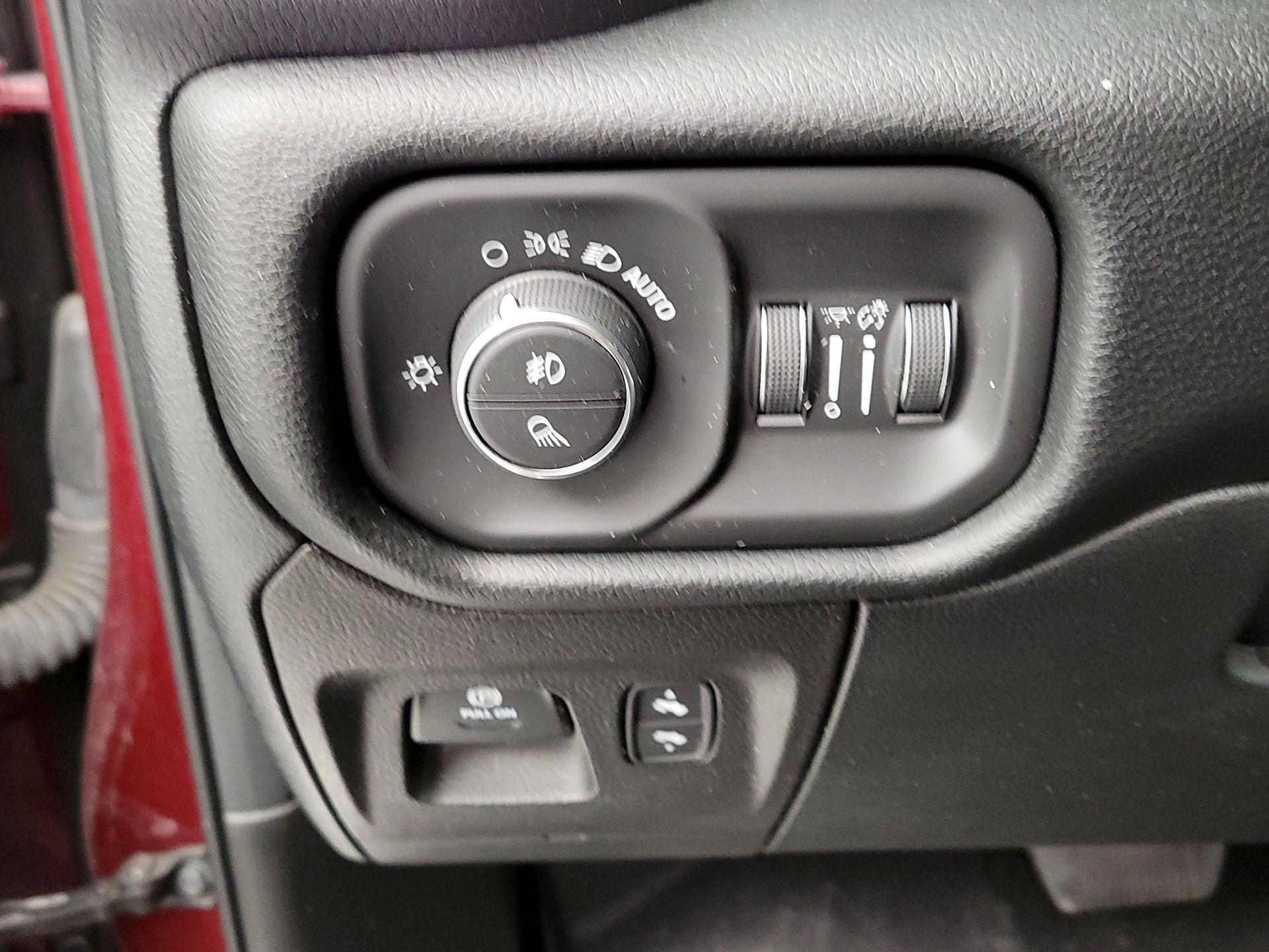 Thumbnail: 2022 RAM 1500 - 13