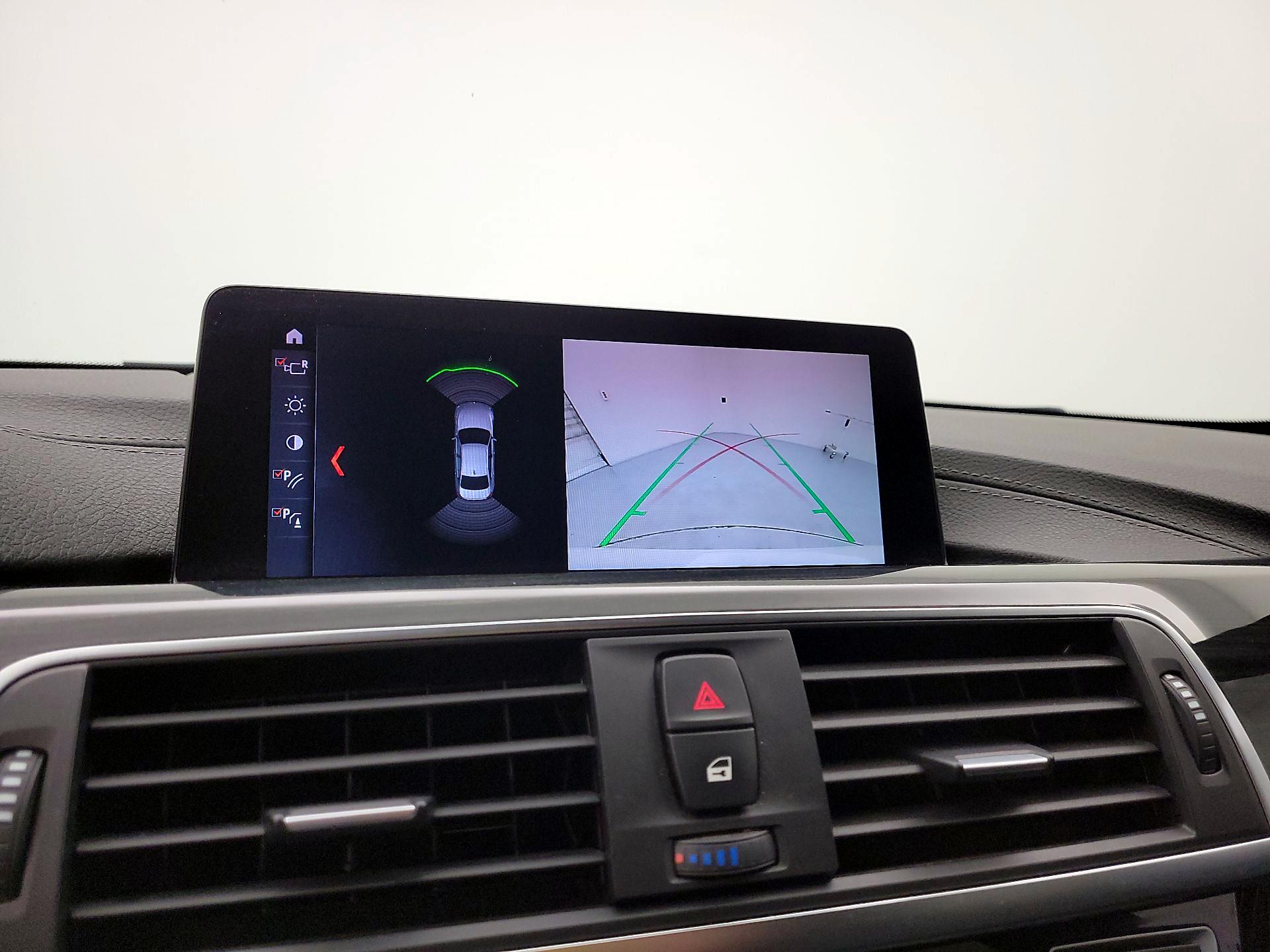 Thumbnail: 2018 BMW 3 Series - 15