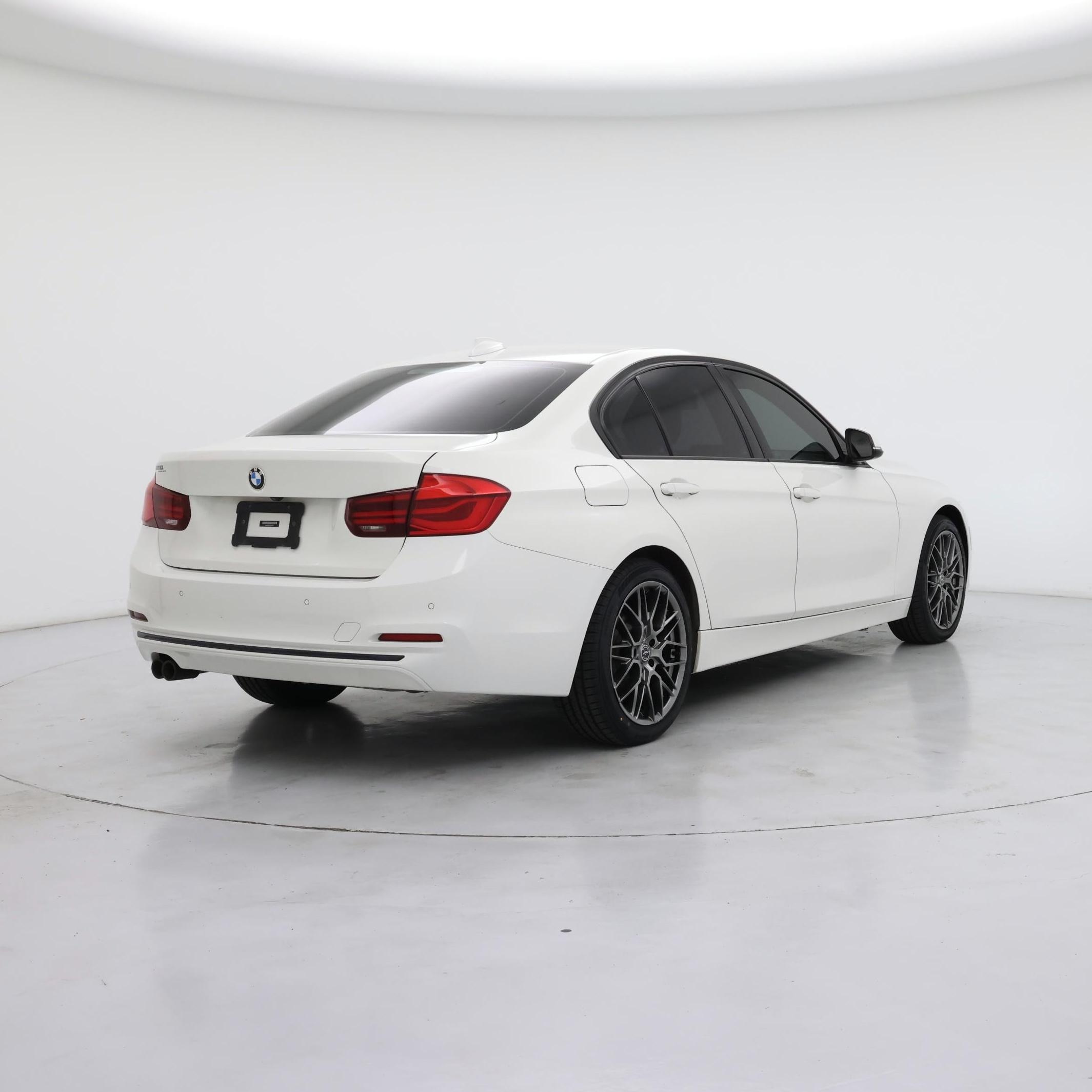 Thumbnail: 2018 BMW 3 Series - 8