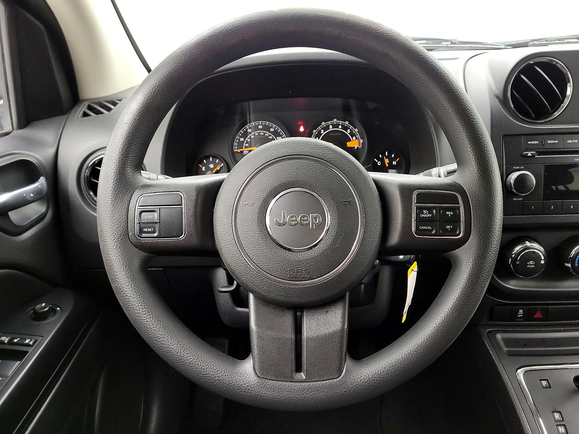 Thumbnail: 2014 Jeep Compass - 10