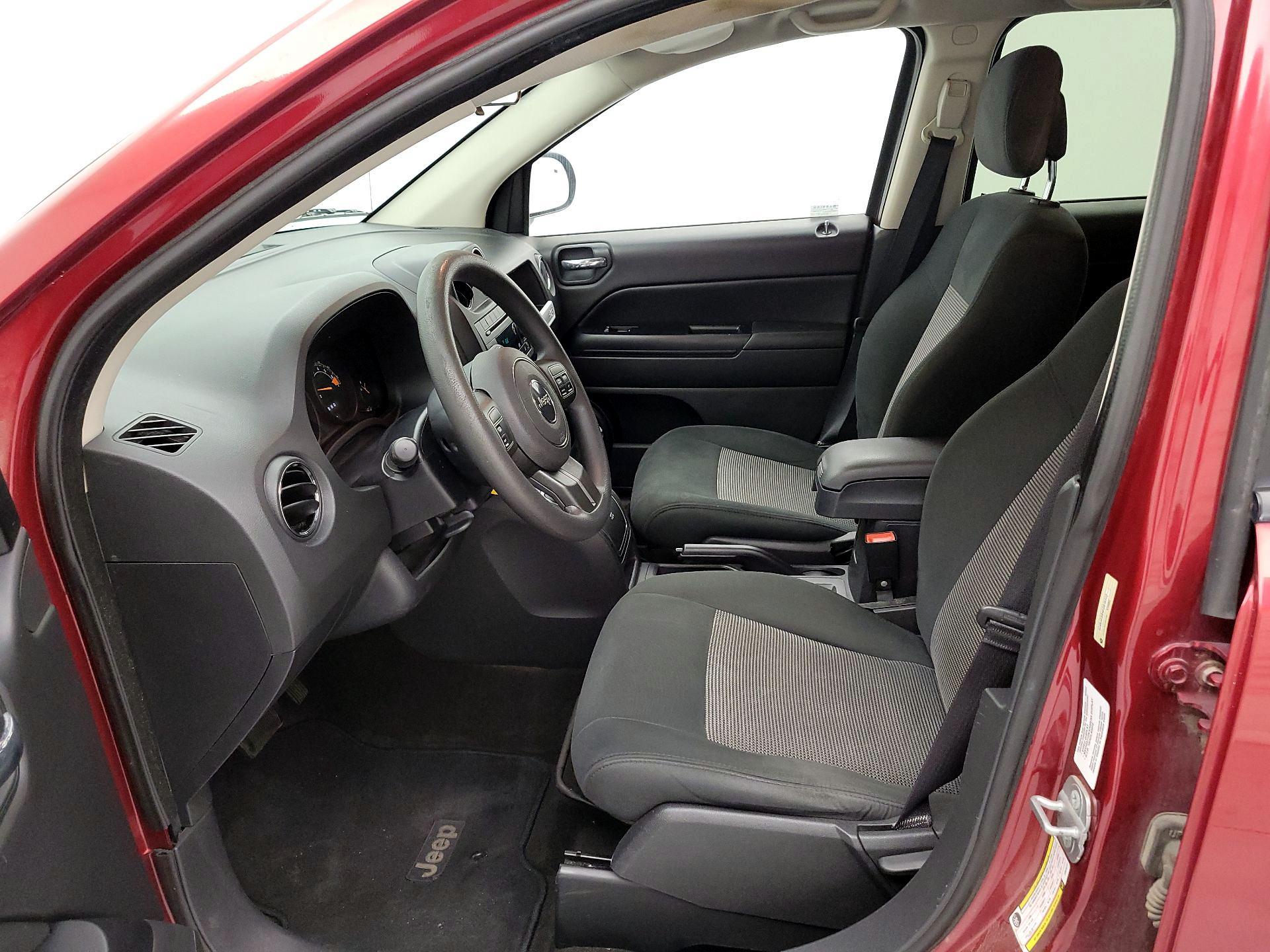 Thumbnail: 2014 Jeep Compass - 11