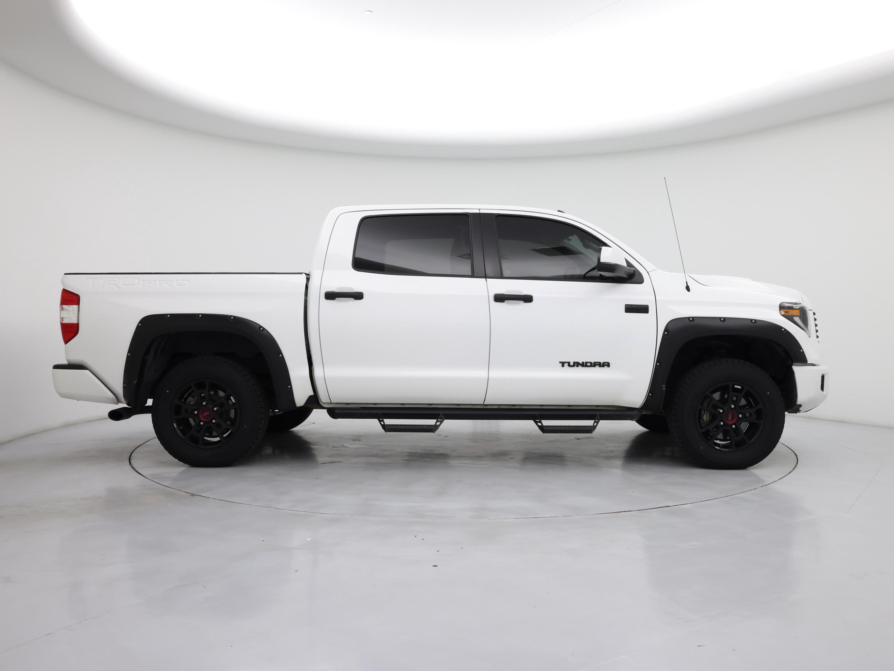 Thumbnail: 2019 Toyota Tundra - 7