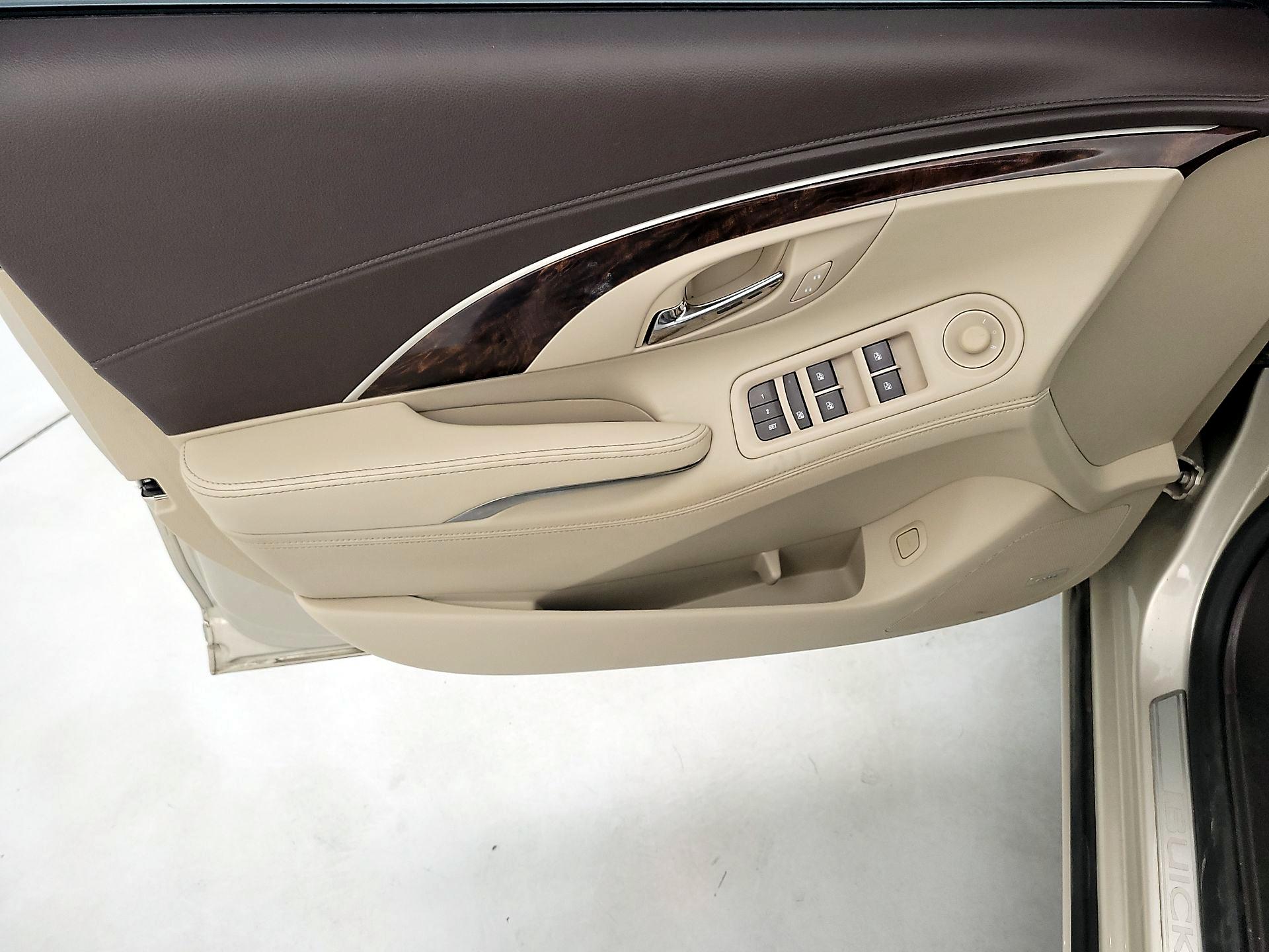 Thumbnail: 2015 Buick LaCrosse - 12